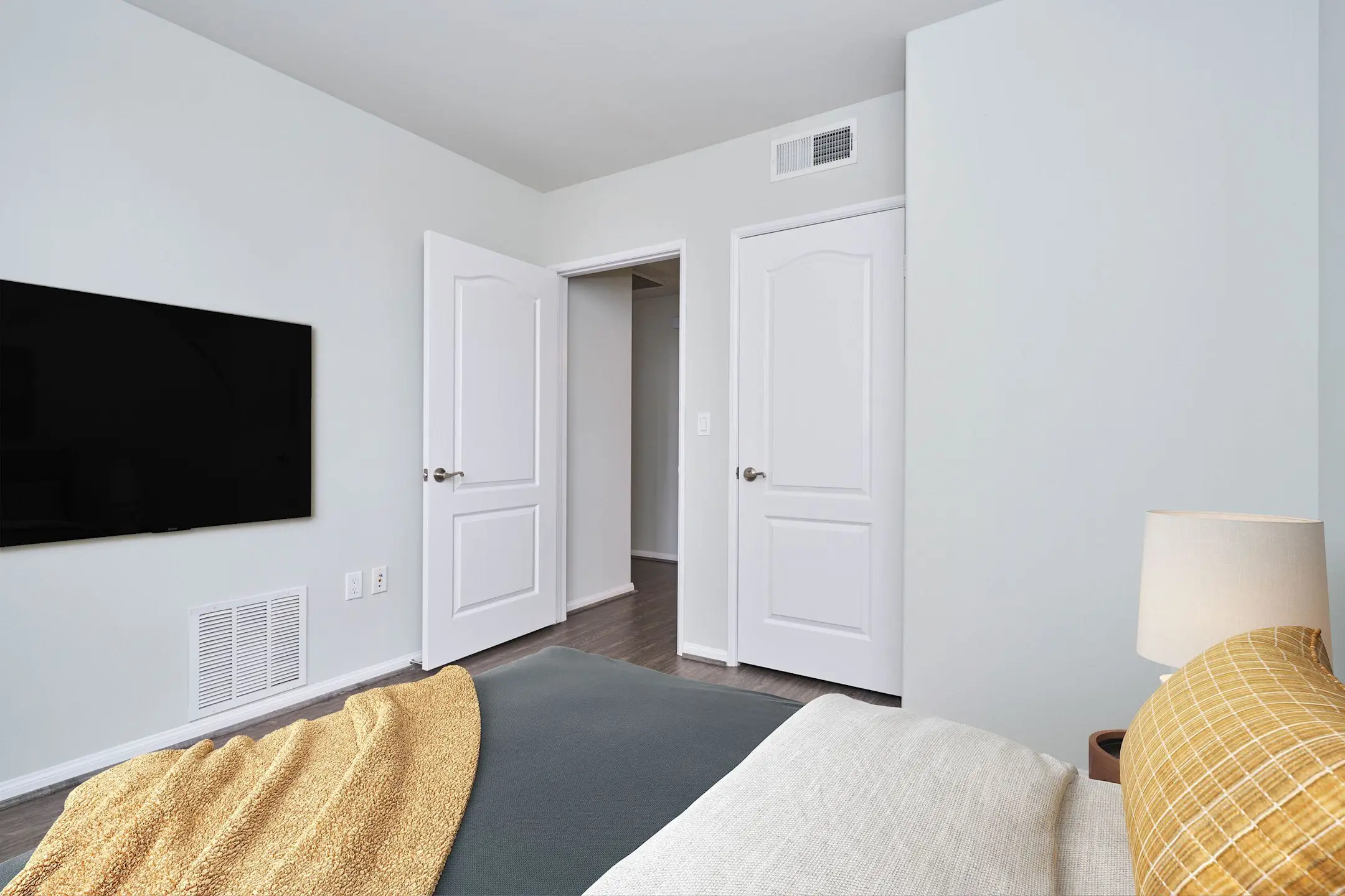 Bedroom - Broadway Palace Apartments - Los Angeles, CA