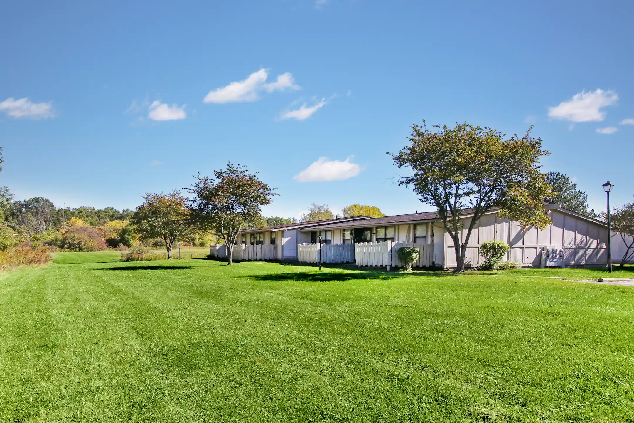 Springwood Apartments 131 N Kimberly Ave Austintown, OH Apartments for Rent Rent.