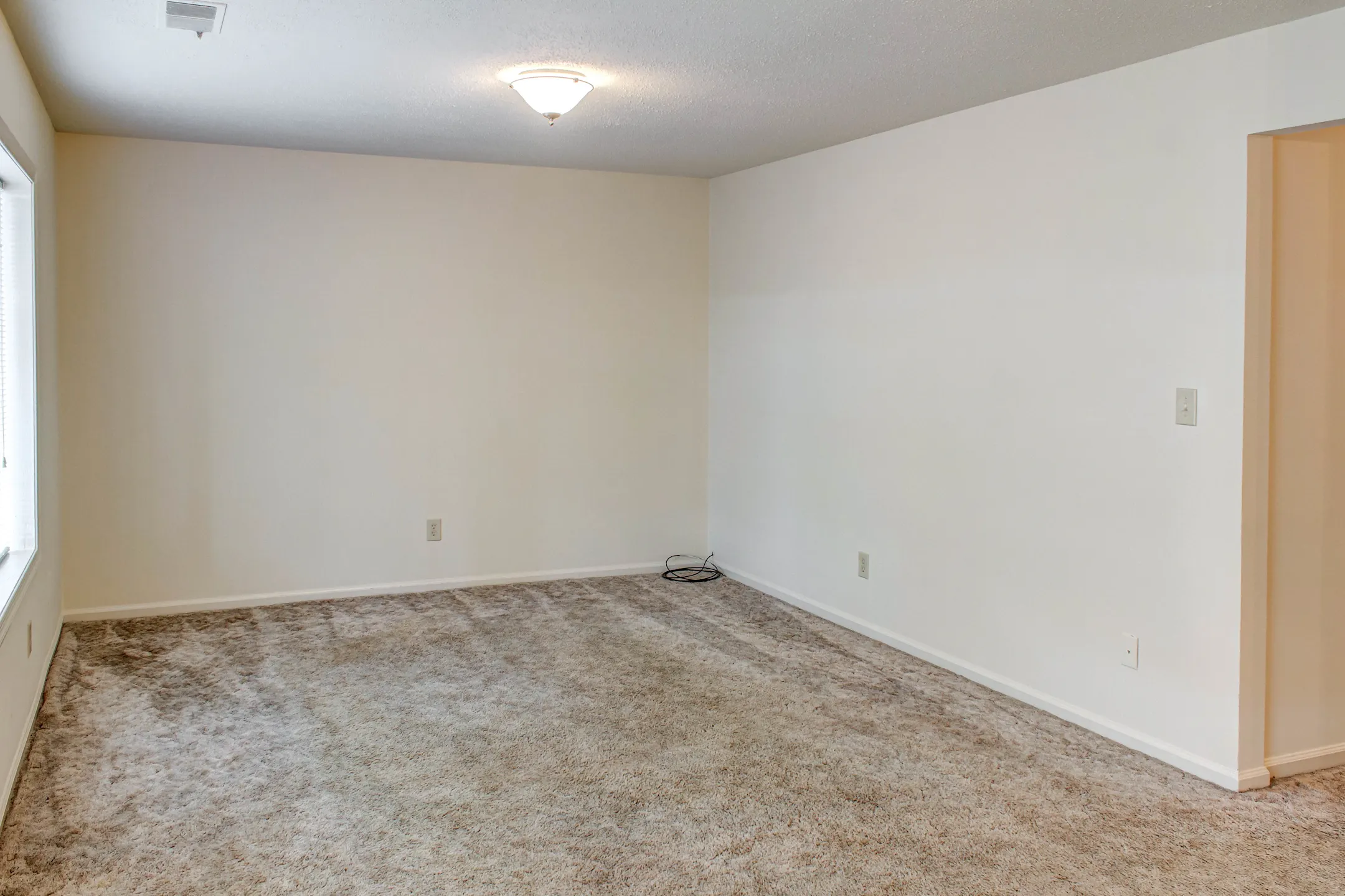 Arbors Blacksburg Apartments Blacksburg, VA 24060