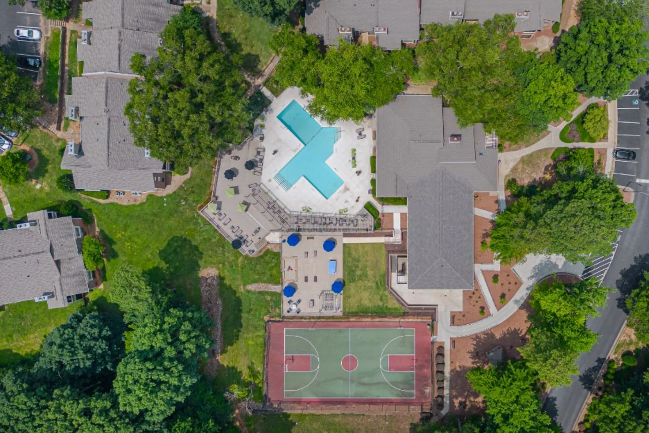 ARIUM Lake Johnson - 3201 Walnut Creek Rd Raleigh, NC Apartments for