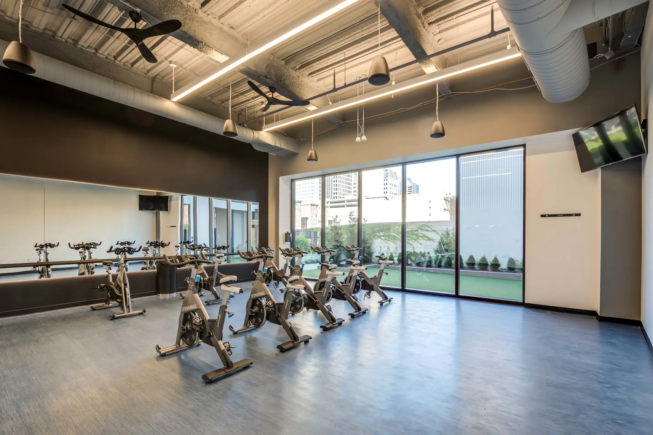 Fitness Weight Room - 80 on the Commons - Columbus, OH