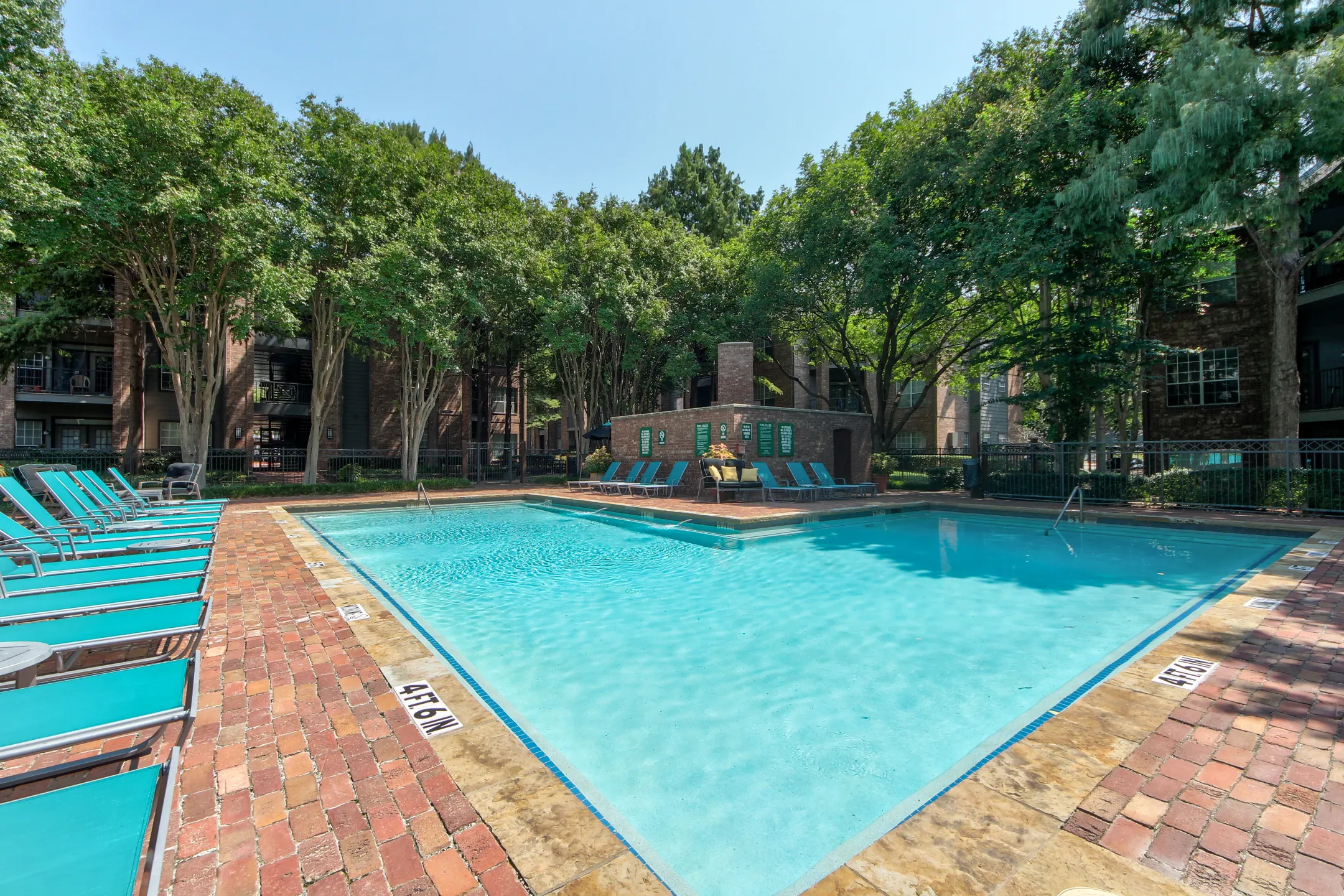 Oaks Hackberry Creek 6901 Valley View Ln Irving, TX Apartments for Rent Rent.