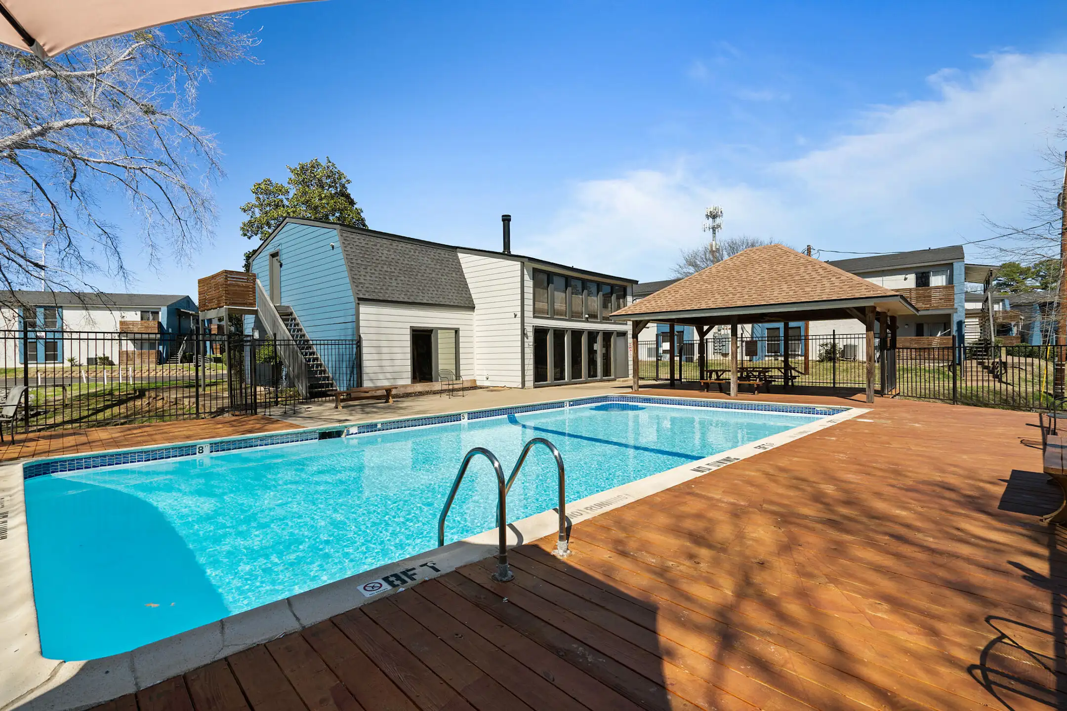 Maverick on Gilmer 614 Gilmer Rd Longview, TX Apartments for Rent Rent.