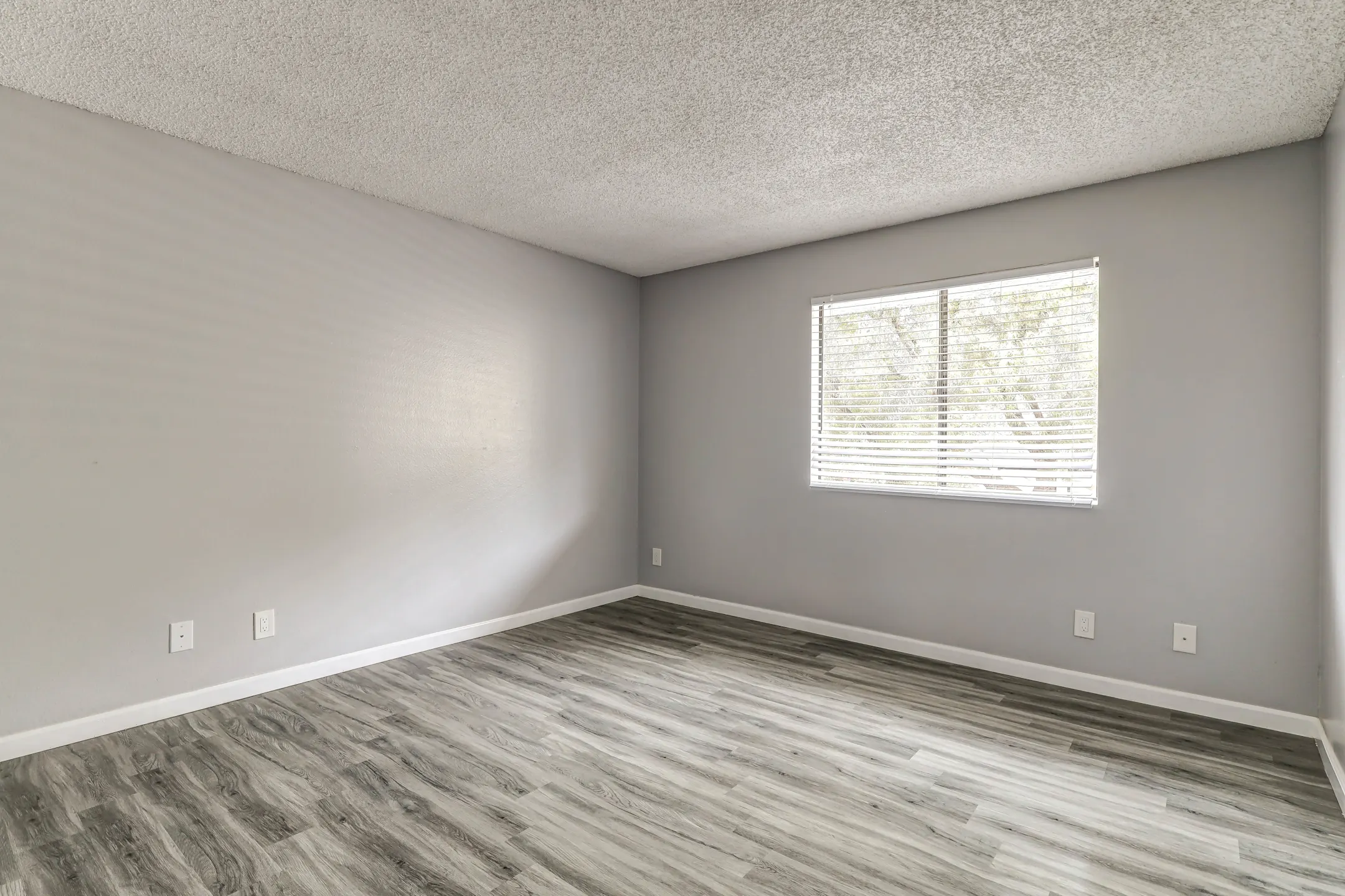 Vista Springs Apartments 21550 Box Springs Rd Moreno Valley, CA