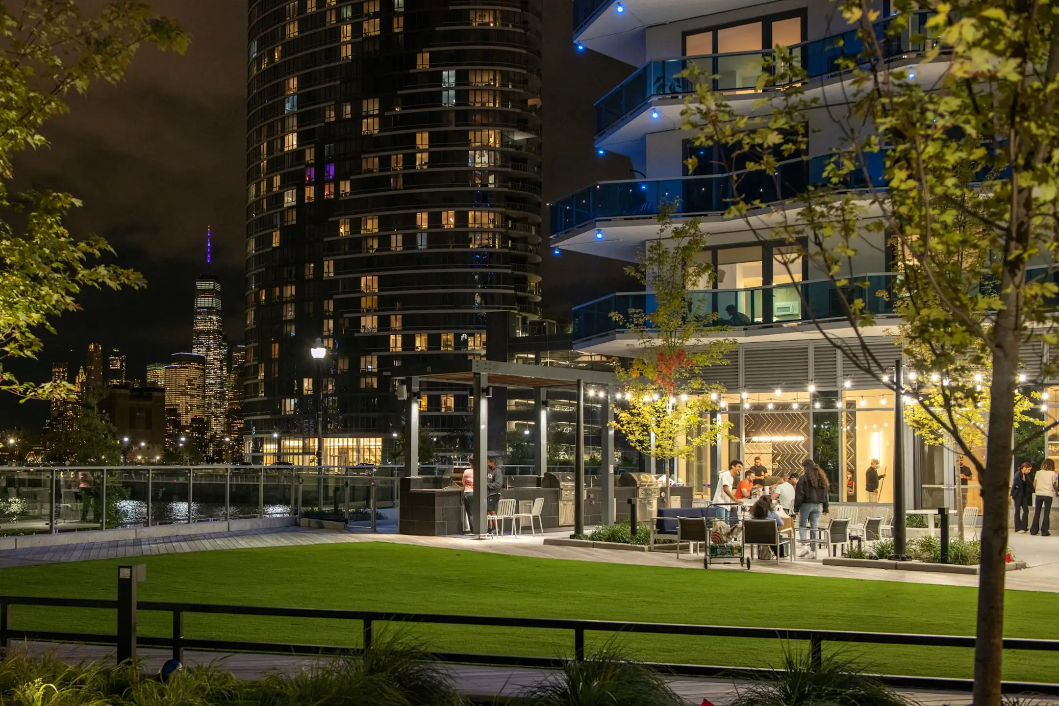 Newport Rentals - Jersey City, NJ