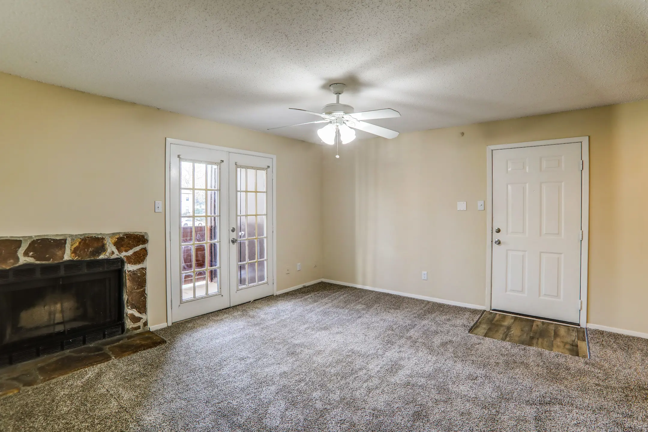 Cimarron Ridge Apartments 6427 Grelot Rd Mobile, AL Apartments for