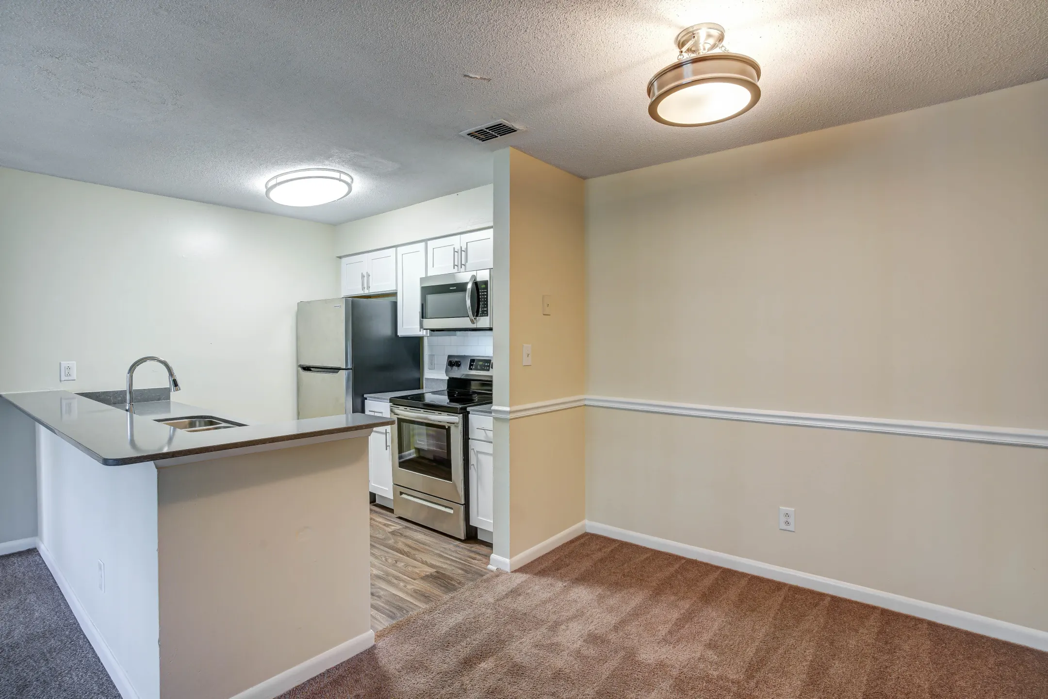 Bluff Ridge Apartment Homes Apartments Jacksonville, NC 28546