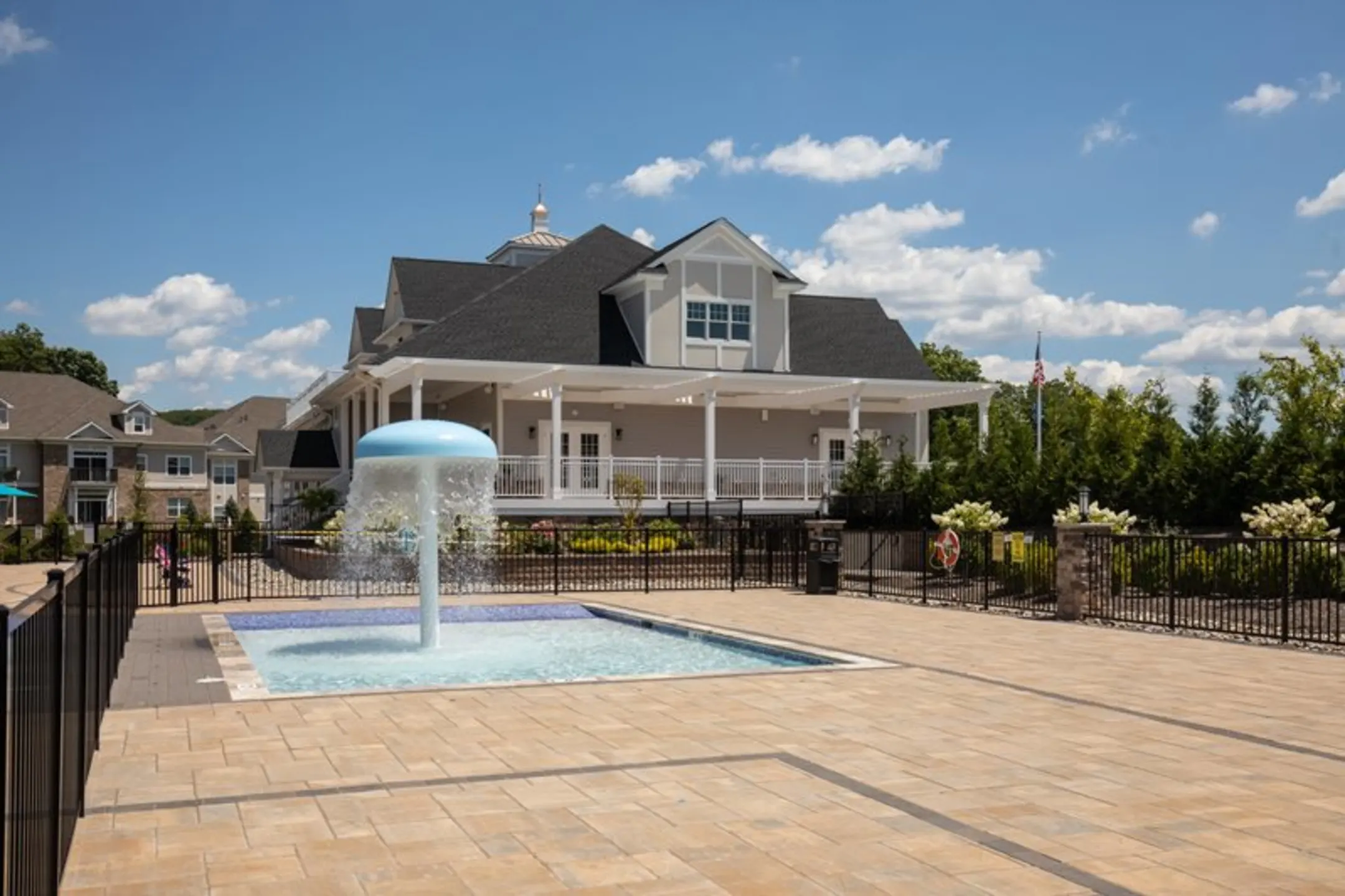 Pondview Estates Apartments Wharton, NJ 07885