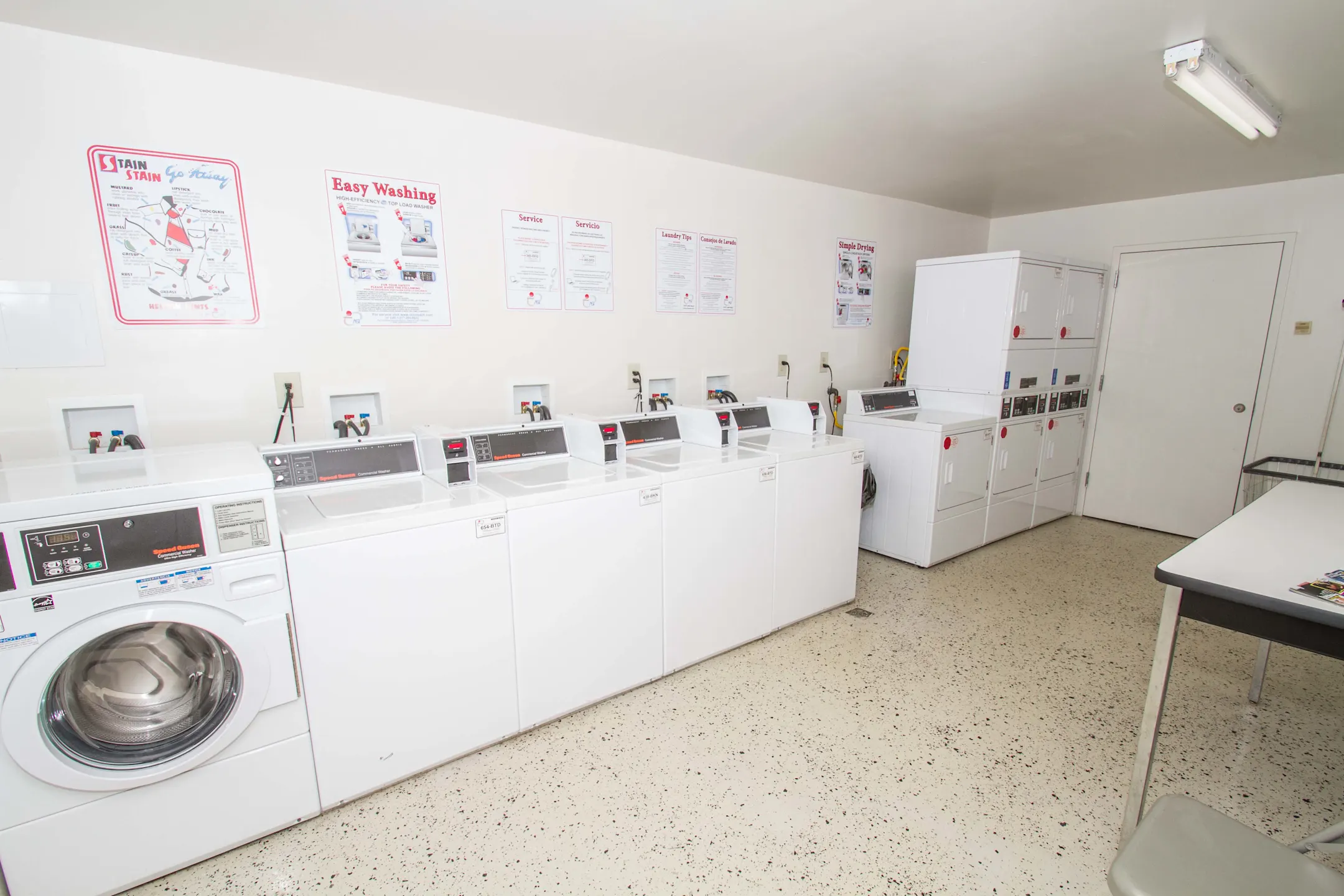 Jefferson Village Apartments Williamstown, NJ 08094