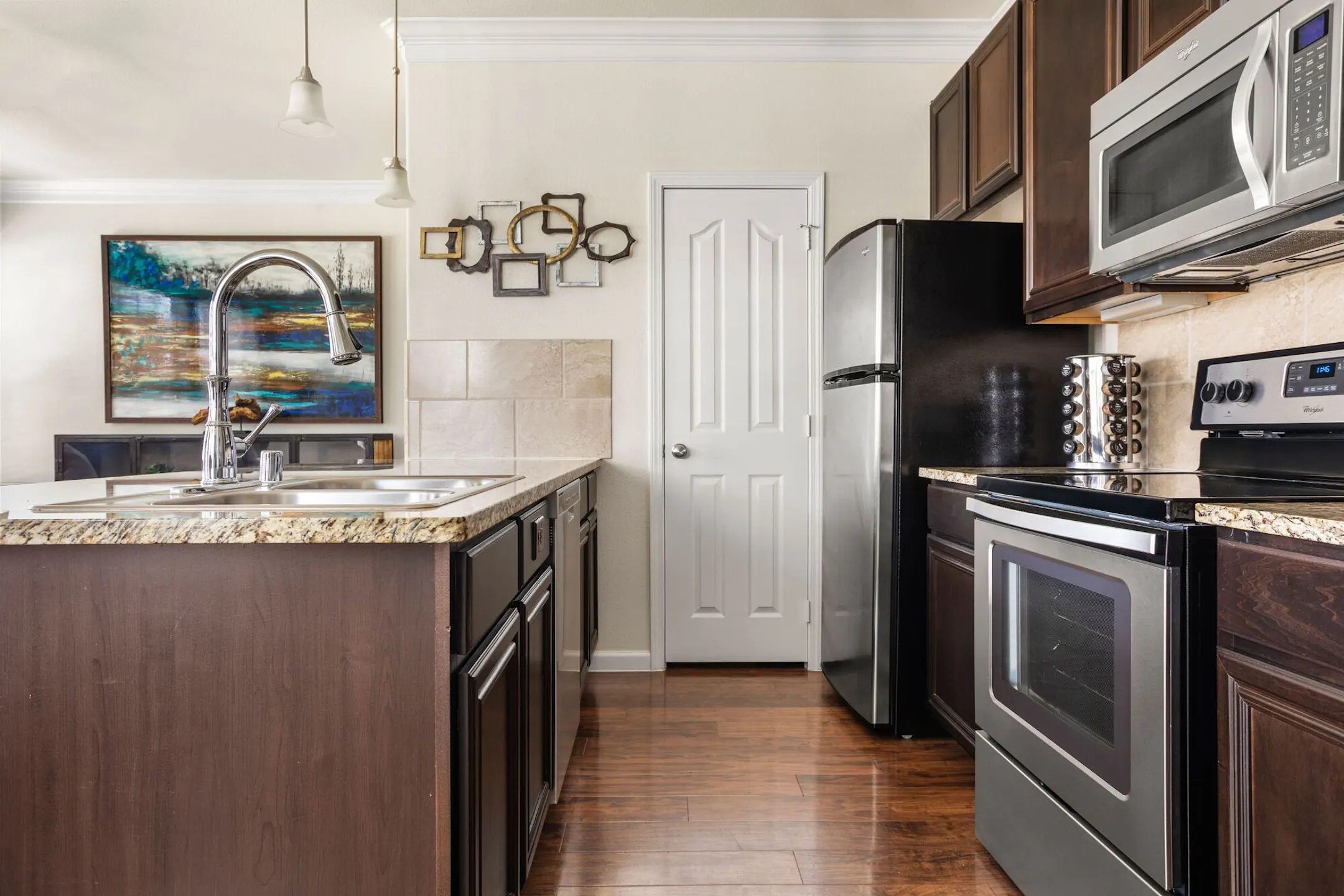 Olympus Woodbridge 7700 Cody Ln Sachse, TX Apartments for Rent Rent.