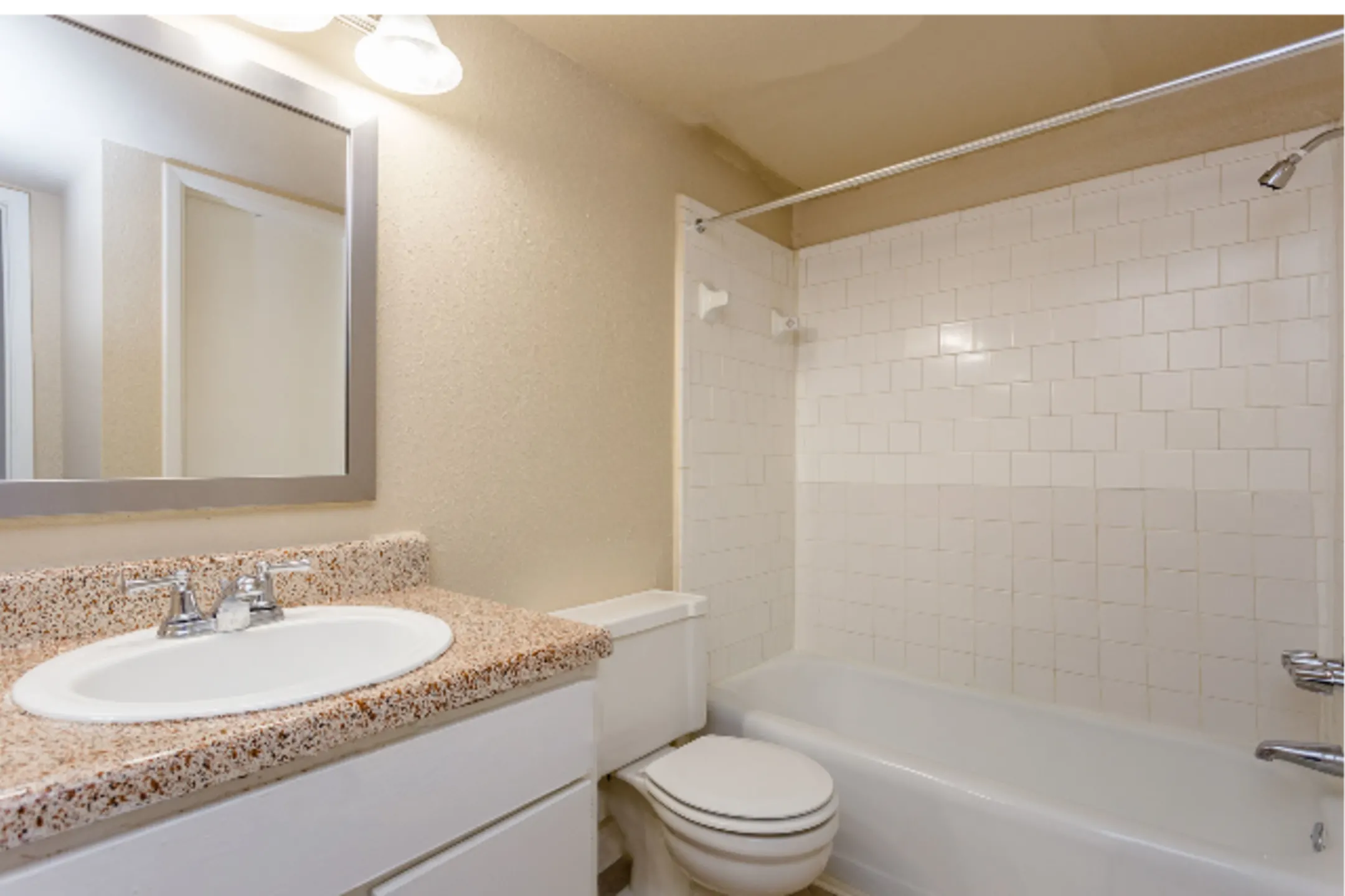 Bathroom - Sharpstown Garden - Houston, TX