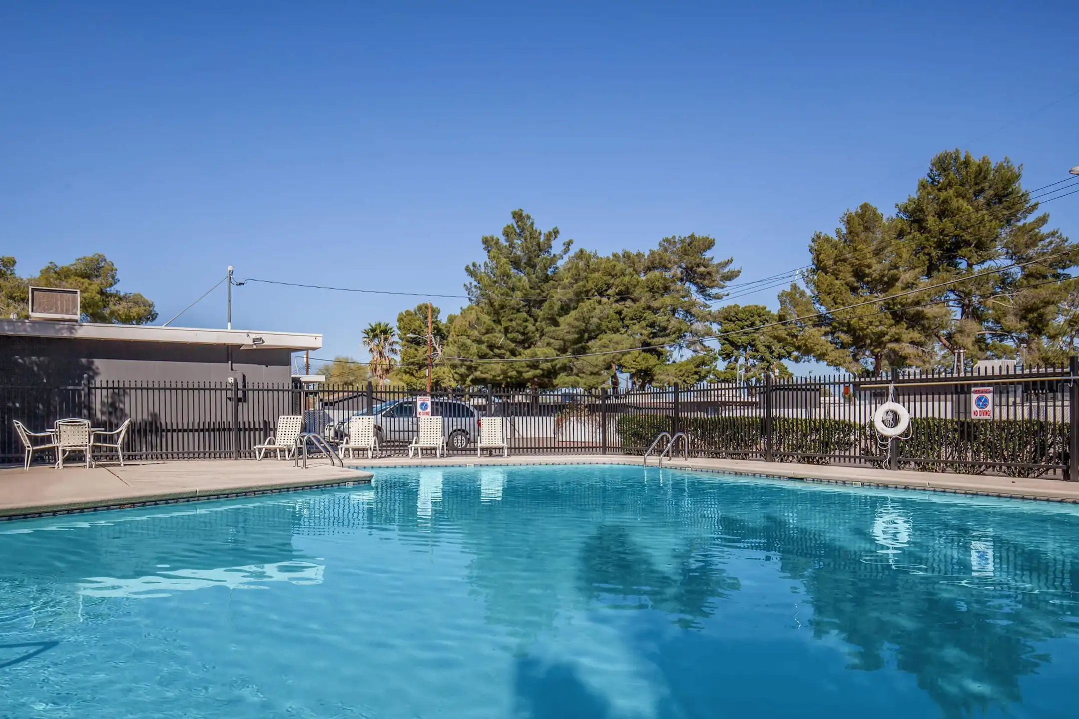 Icon on Stella Apartments Tucson, AZ 85730