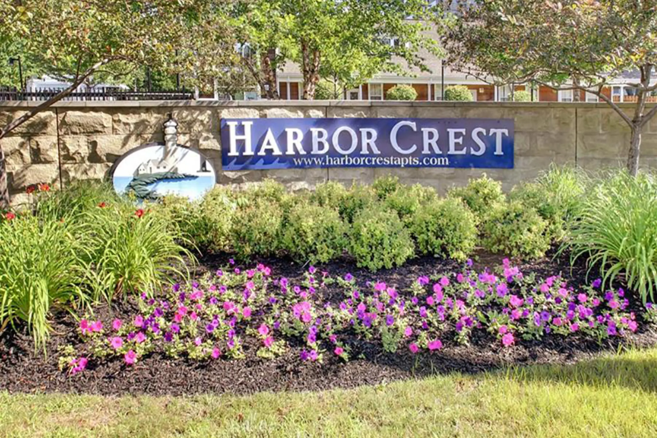 Harbor Crest 24453 Lake Shore Blvd Euclid, OH Apartments for Rent