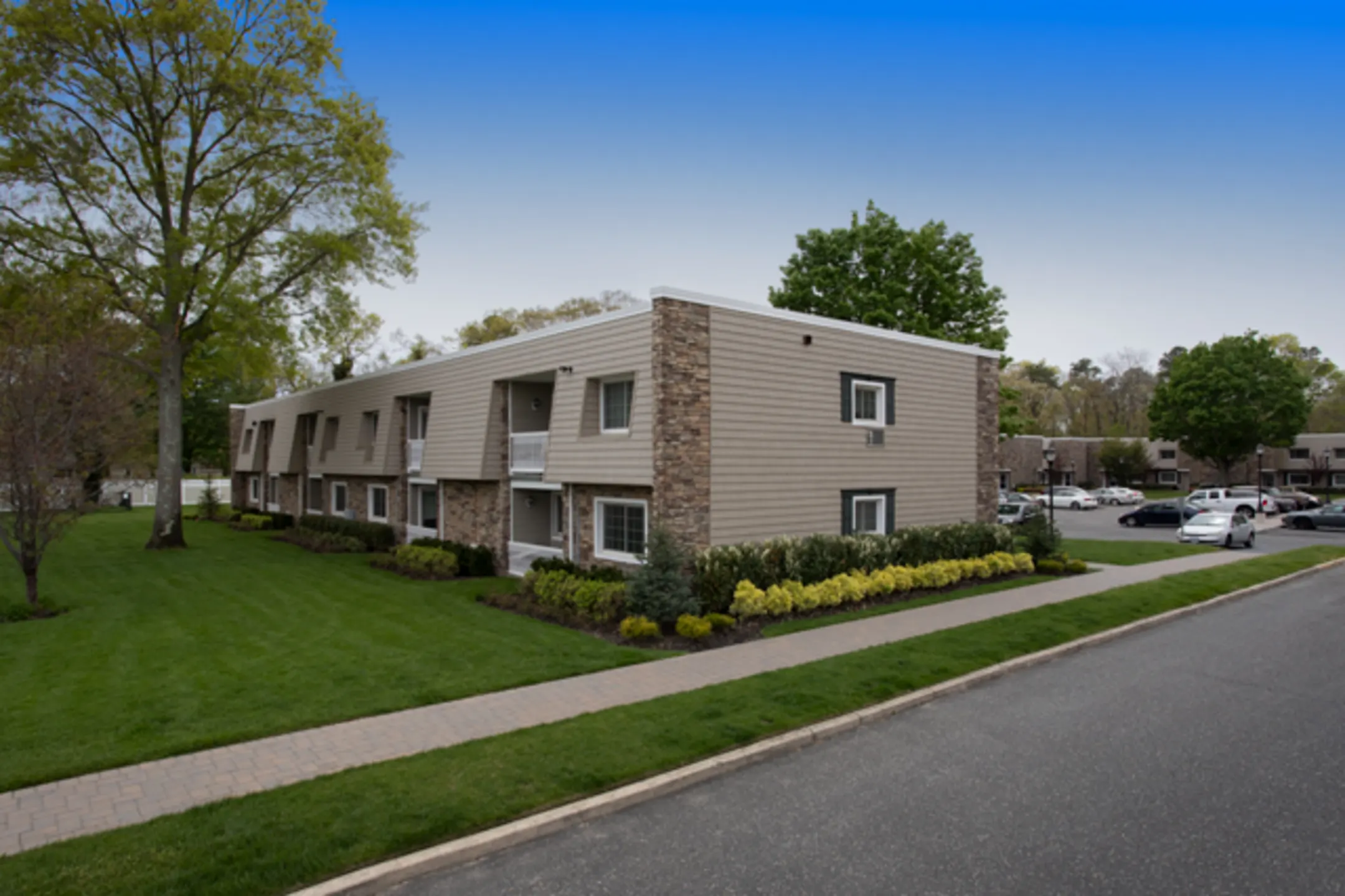 Fairfield Estates At Bohemia 1314 Smithtown Ave Bohemia, NY