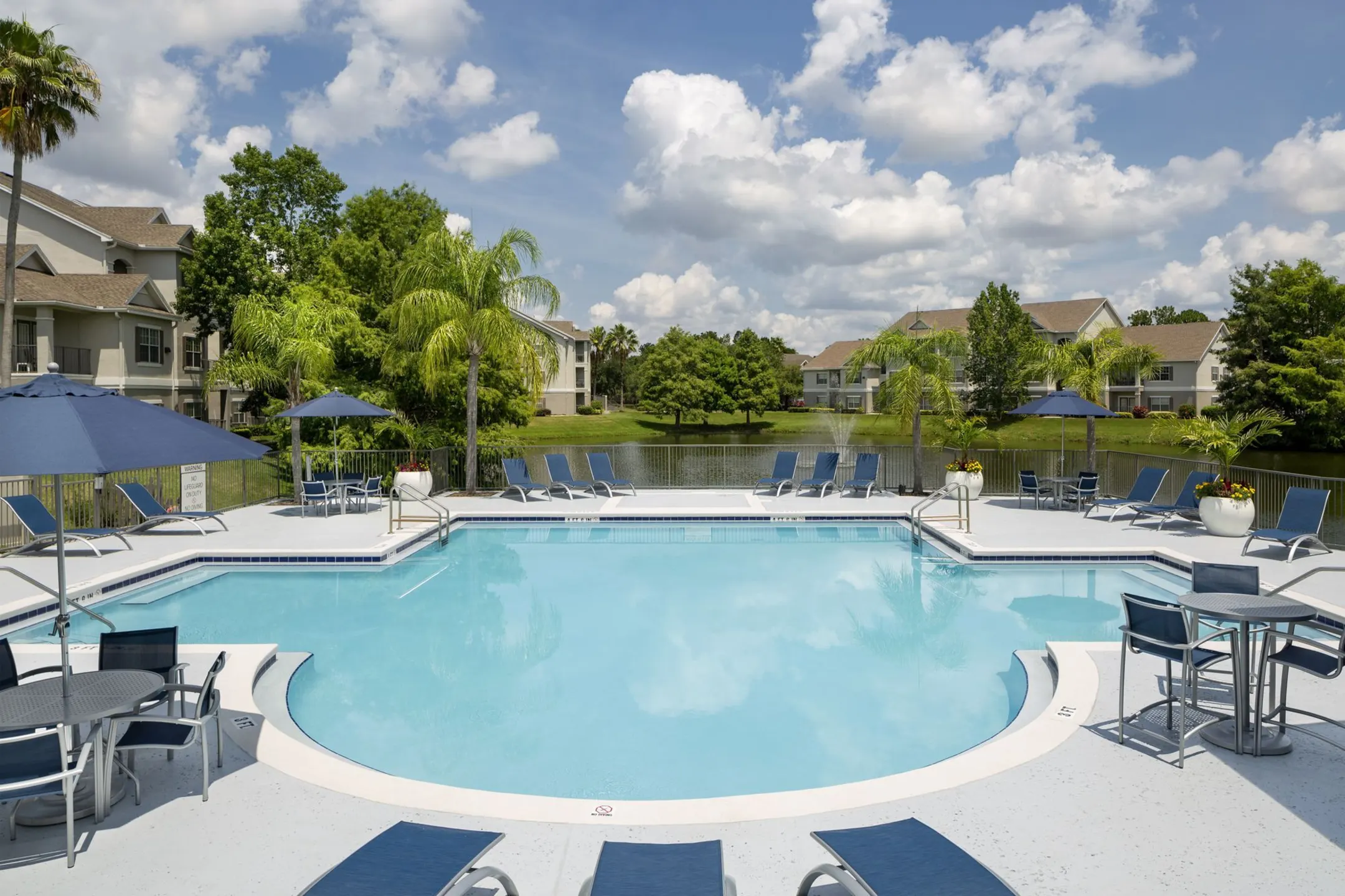 Pool - Camden Lee Vista - Orlando, FL