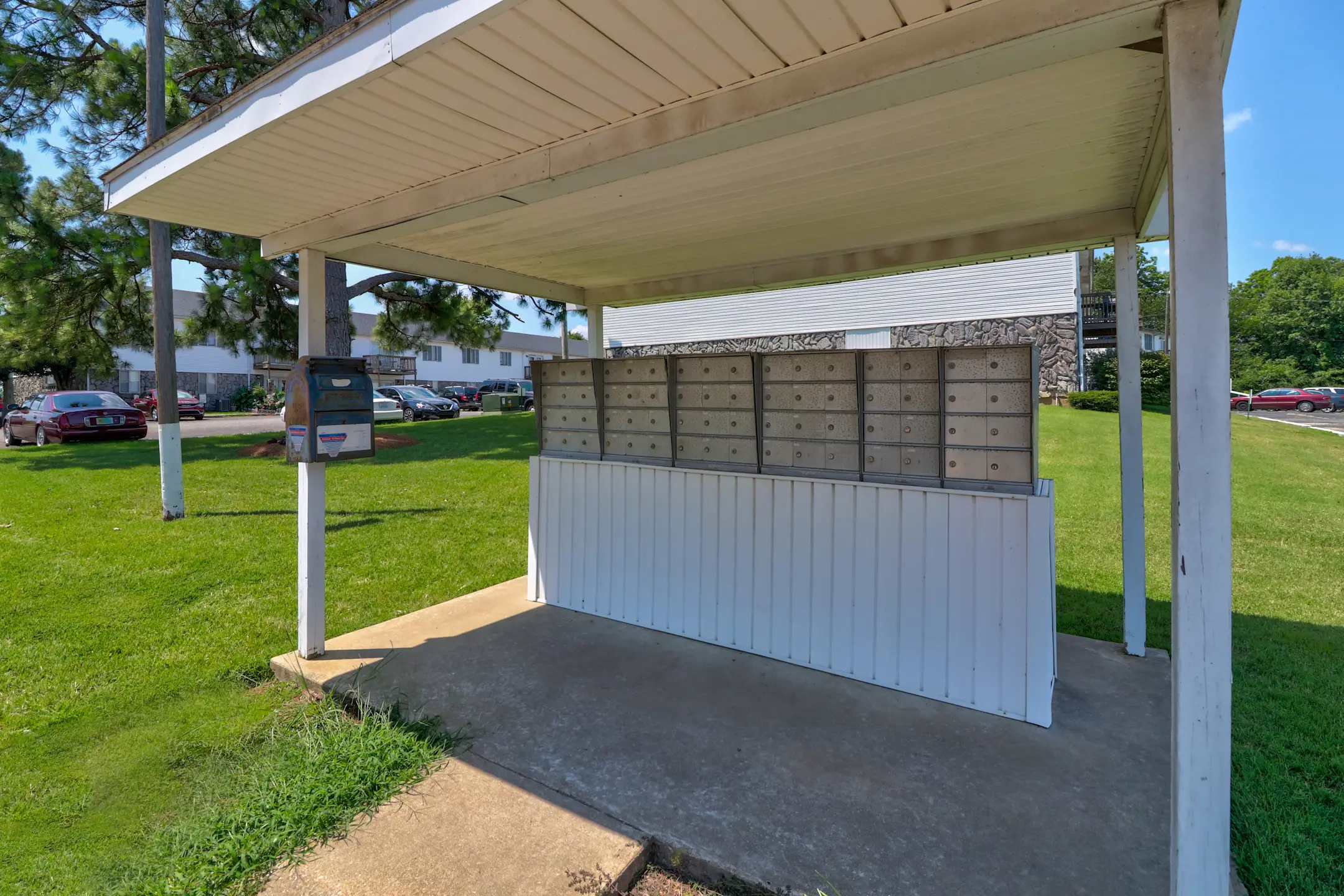 Hillwood Apartments 1732 Stone St Union City, TN Apartments for