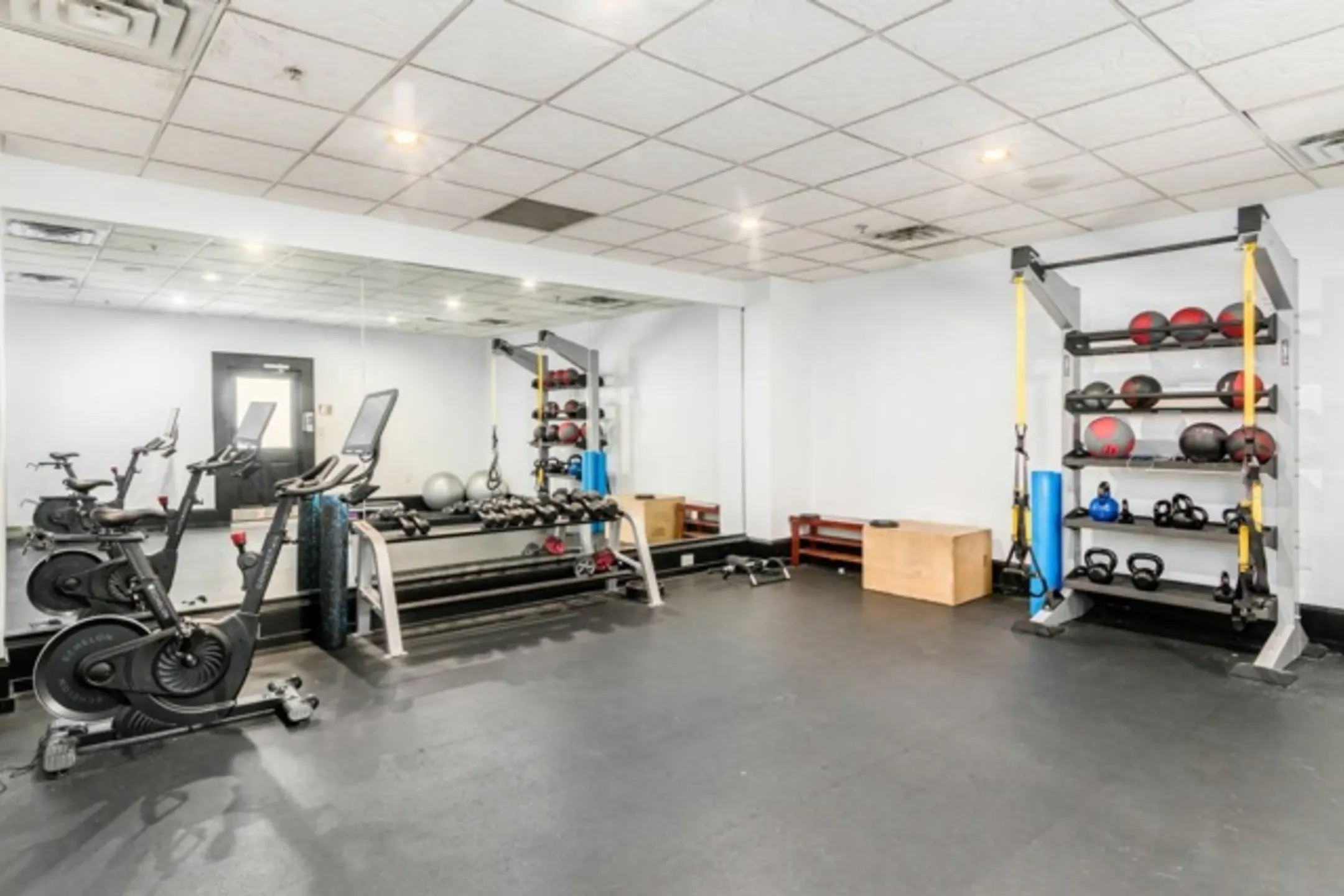 Fitness Weight Room - Brewers Yard Apartments - Columbus, OH
