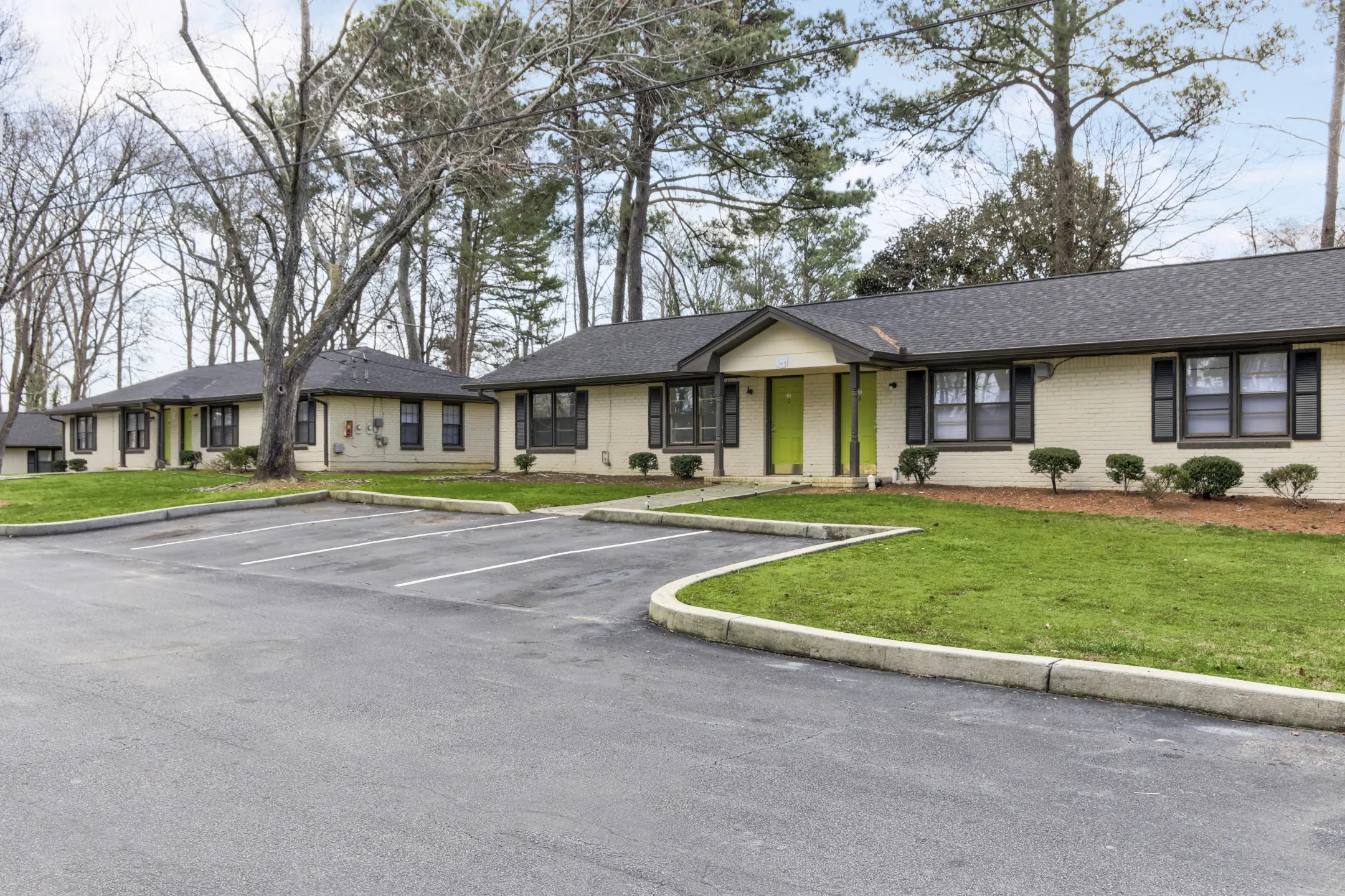 Building - Bluestone Manor - Lawrenceville, GA