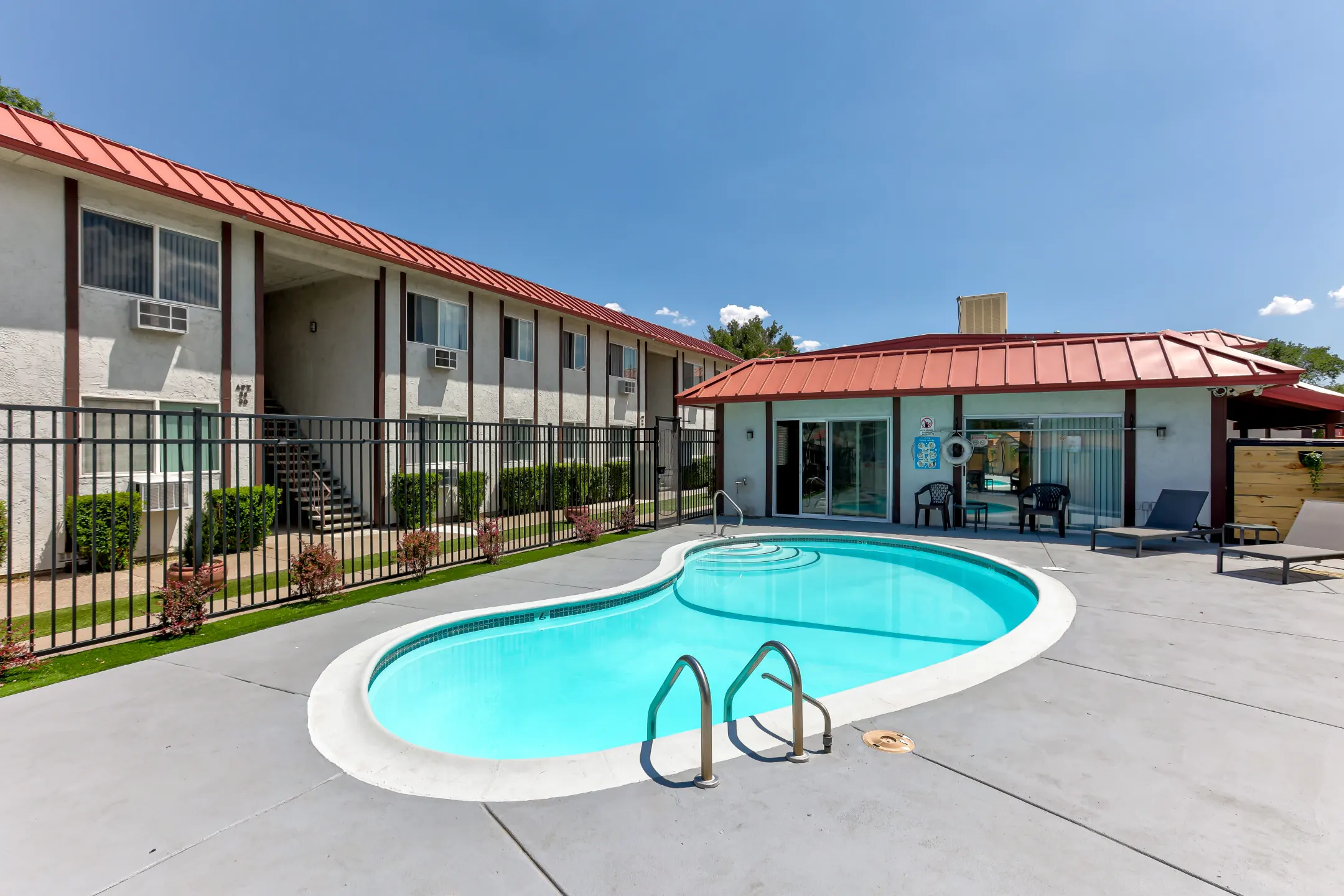 Pool - Moana Apartment Homes - Reno, NV
