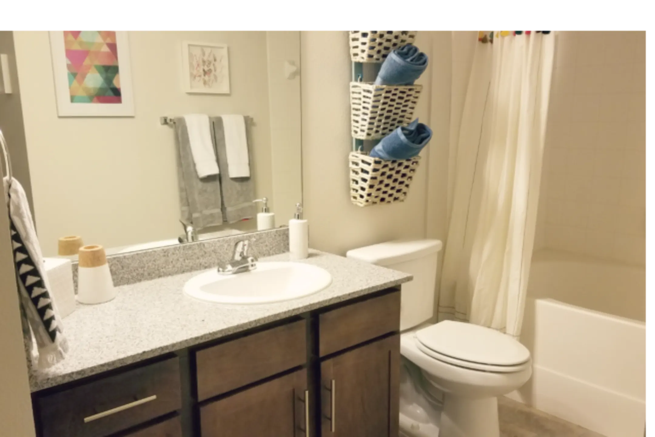 Bathroom - Waller Creekside on 51st - Austin, TX