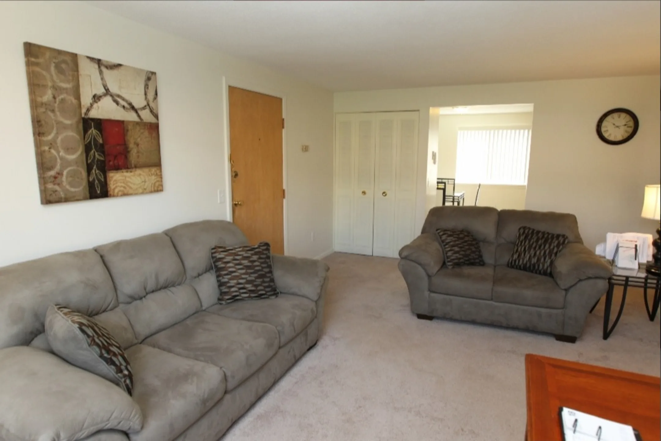 Ridgecrest Court Apartments - Rochester, NY 14621