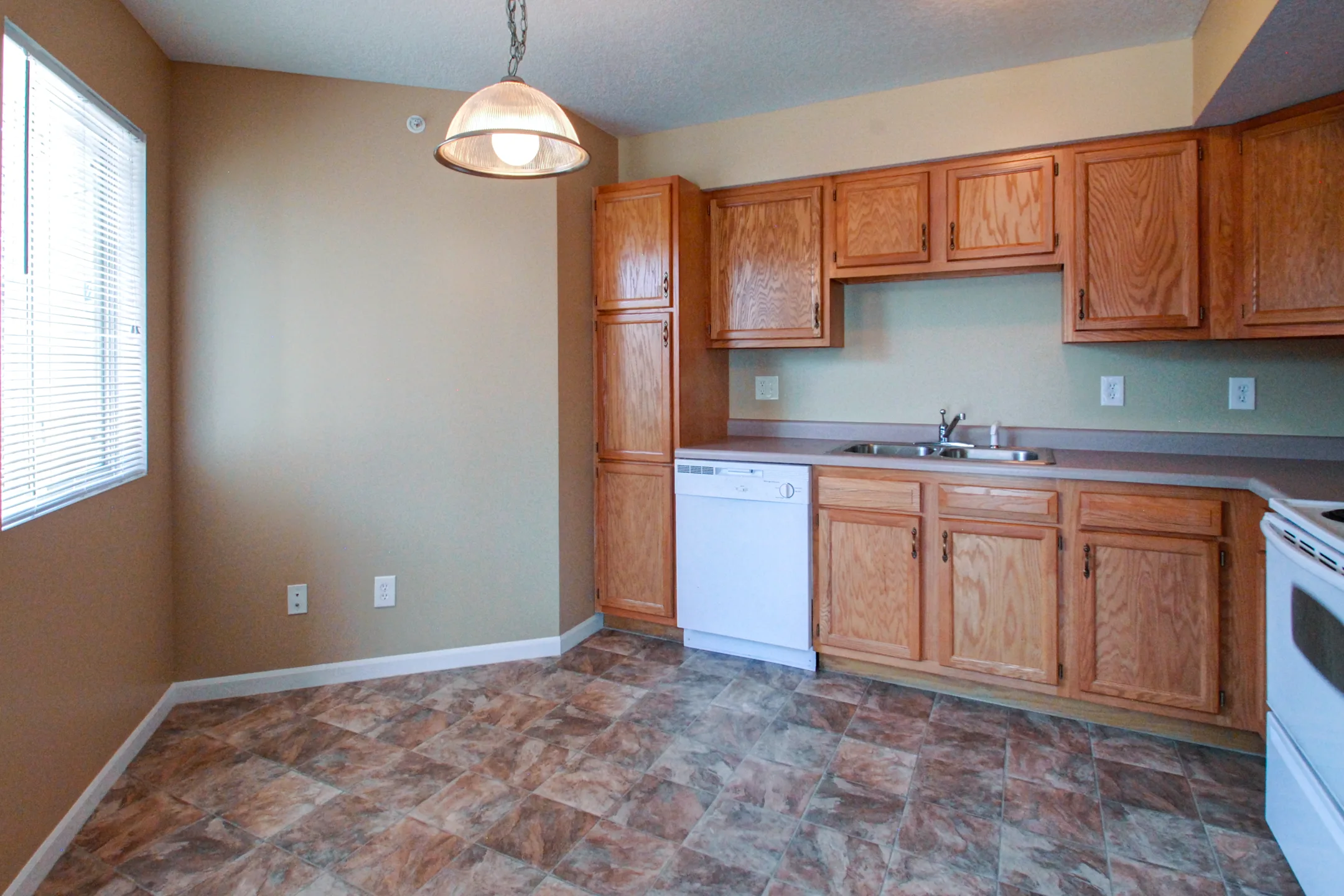 Park Place 5601 Eastern Ave Davenport, IA Apartments for Rent Rent.