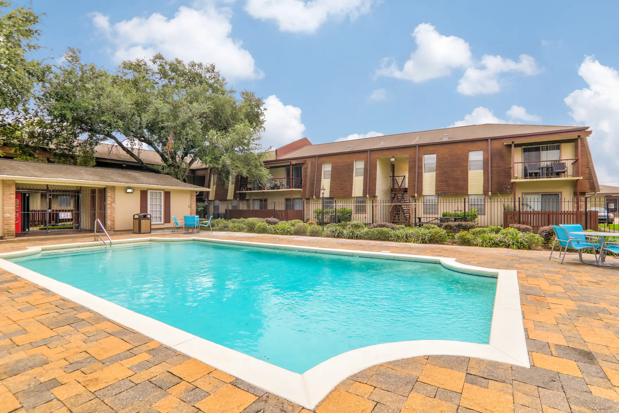 City Heights Garden Lane 1901 Lafayette St Gretna, LA Apartments