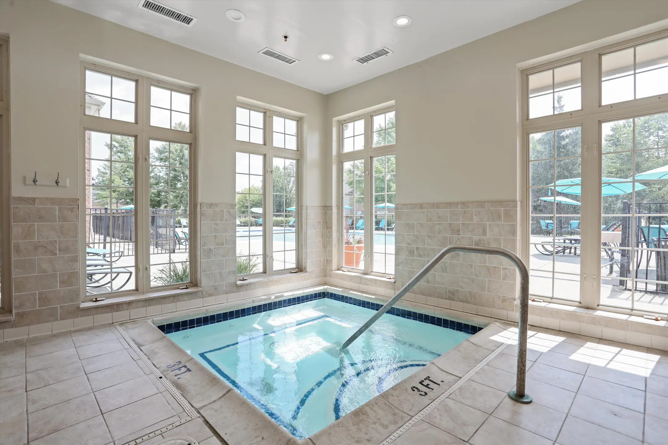 Pool - Central Park Estates - Novi, MI