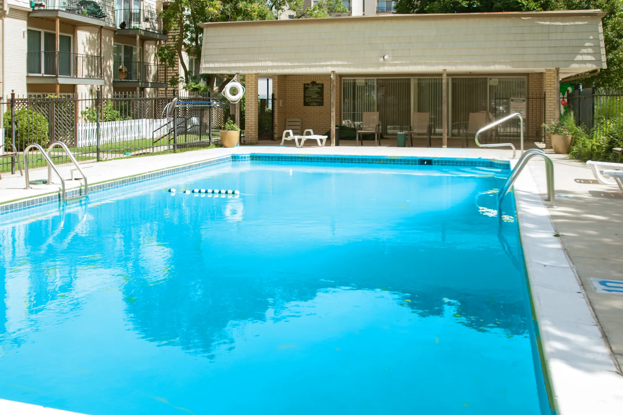 Parklane Gardens Apartments Wichita, KS 67218