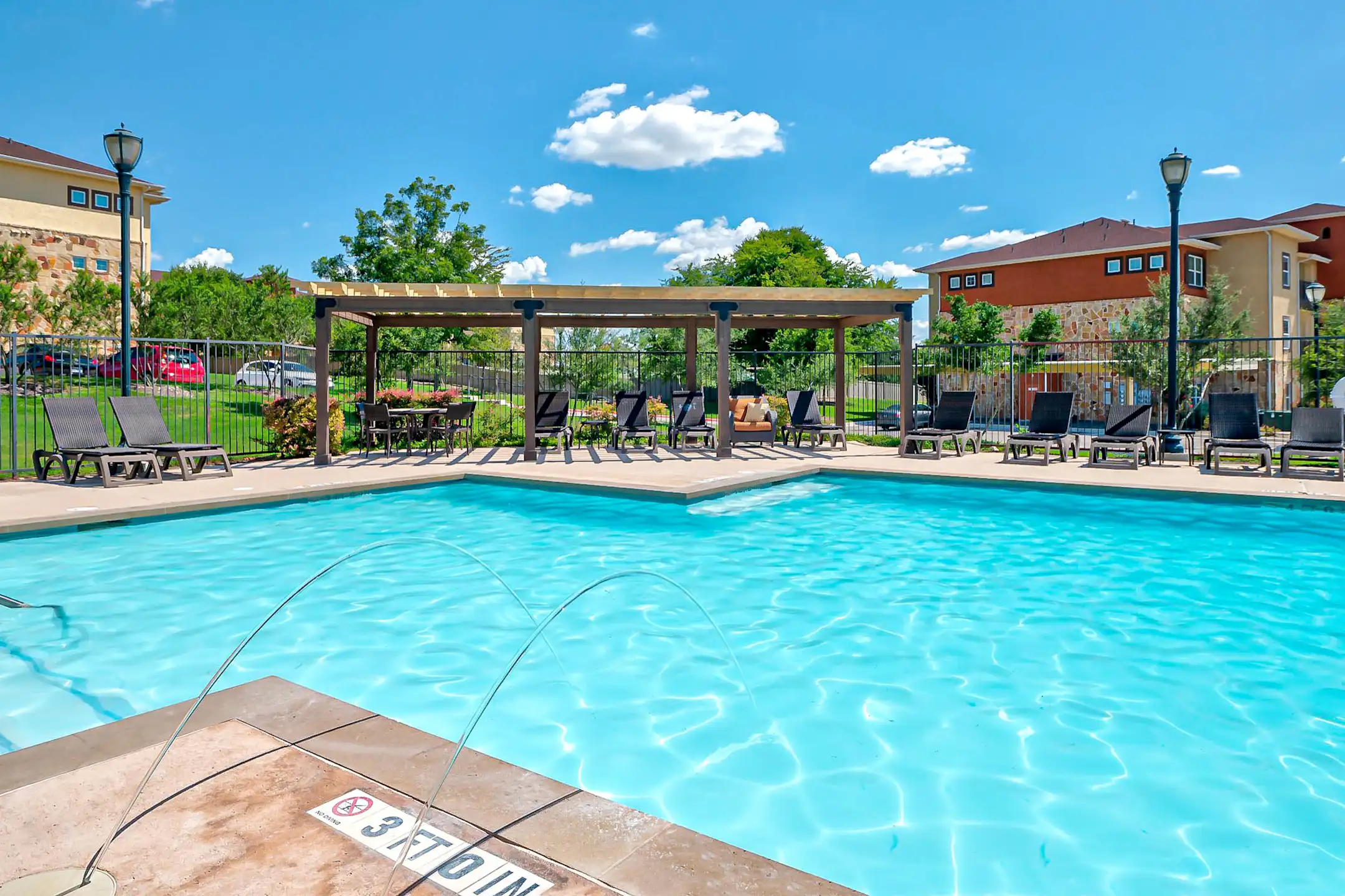 Fairway Landings at Plum Creek 510 Kohlers Crossing Kyle, TX