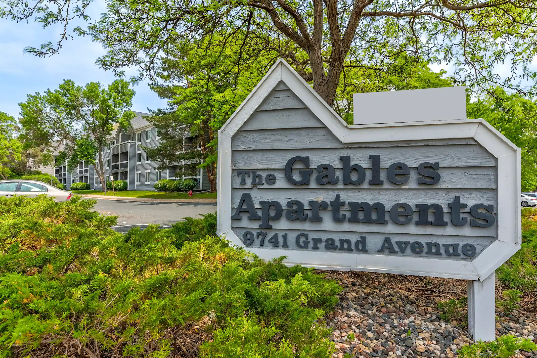 The Gables Apartments Bloomington, MN 55420