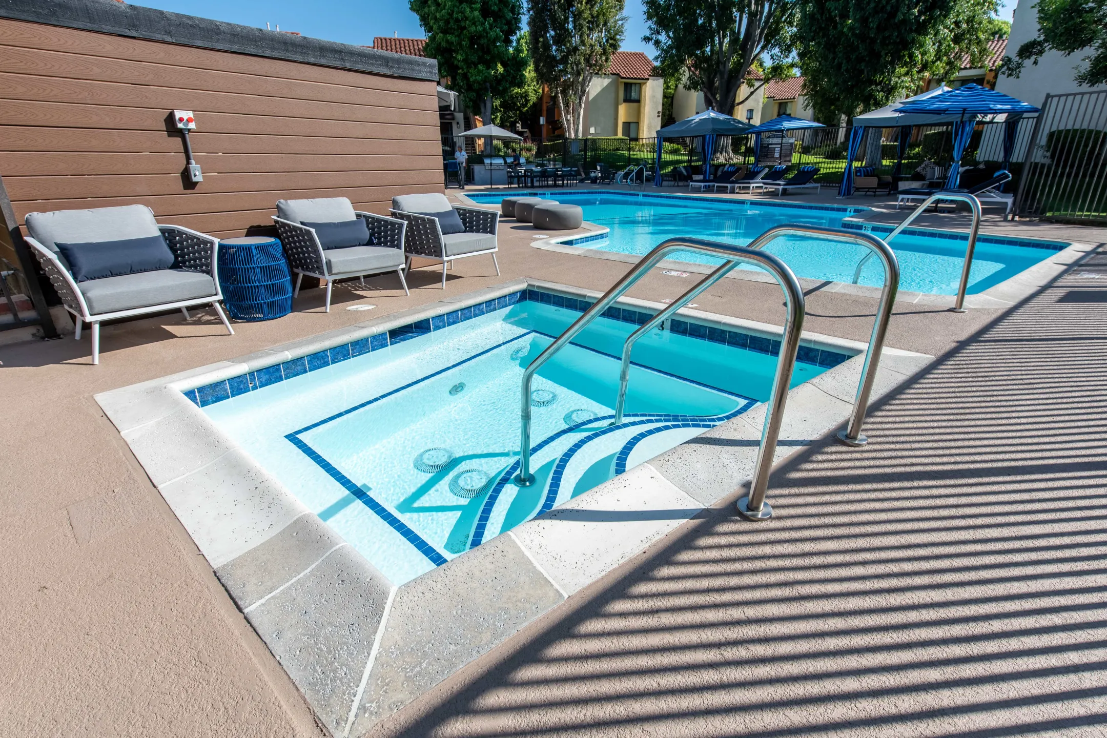 Pool - Capes at Ventura - Ventura, CA