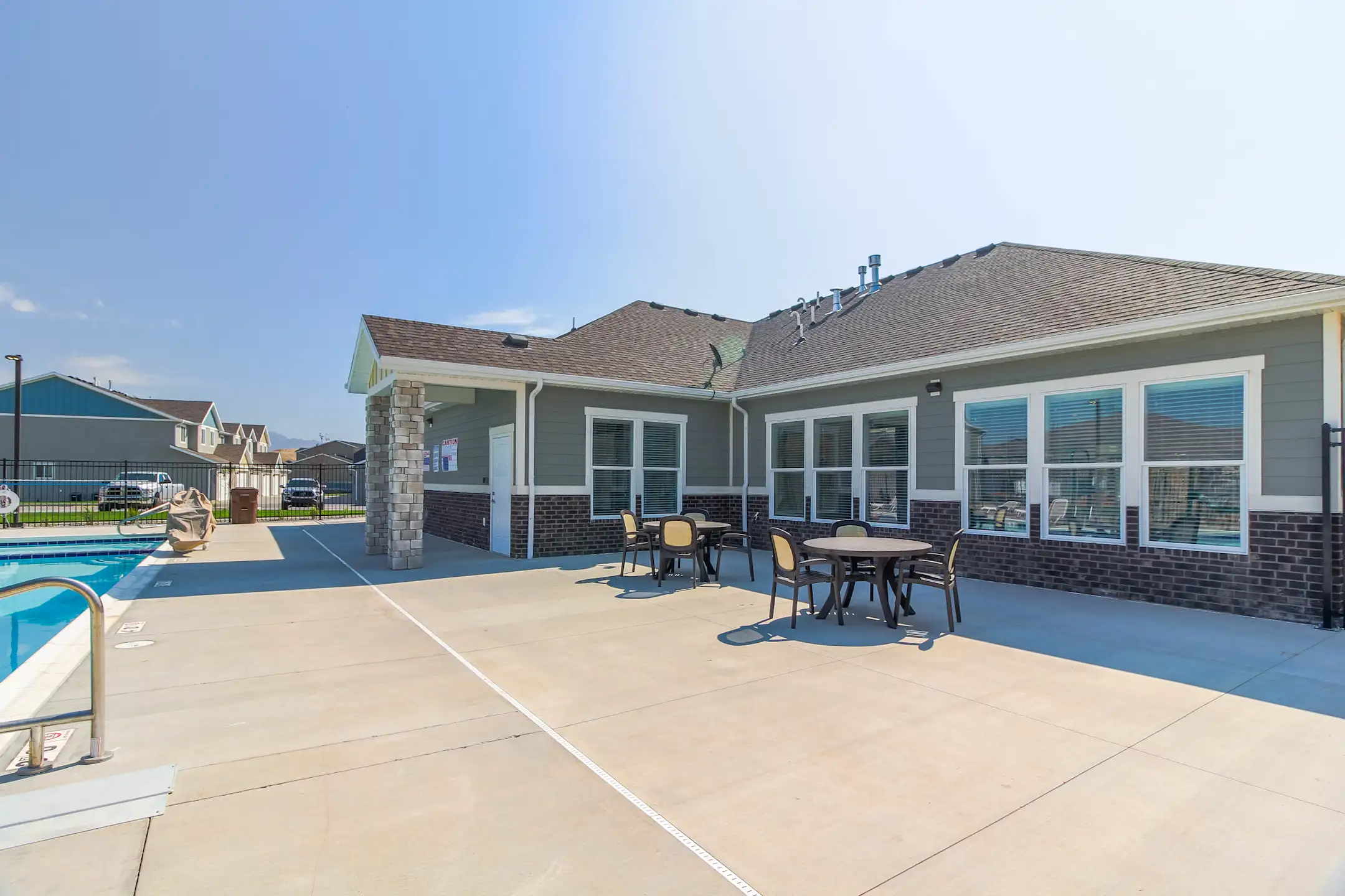 Smithfield Station Townhomes 555 S. 100 East Smithfield, UT