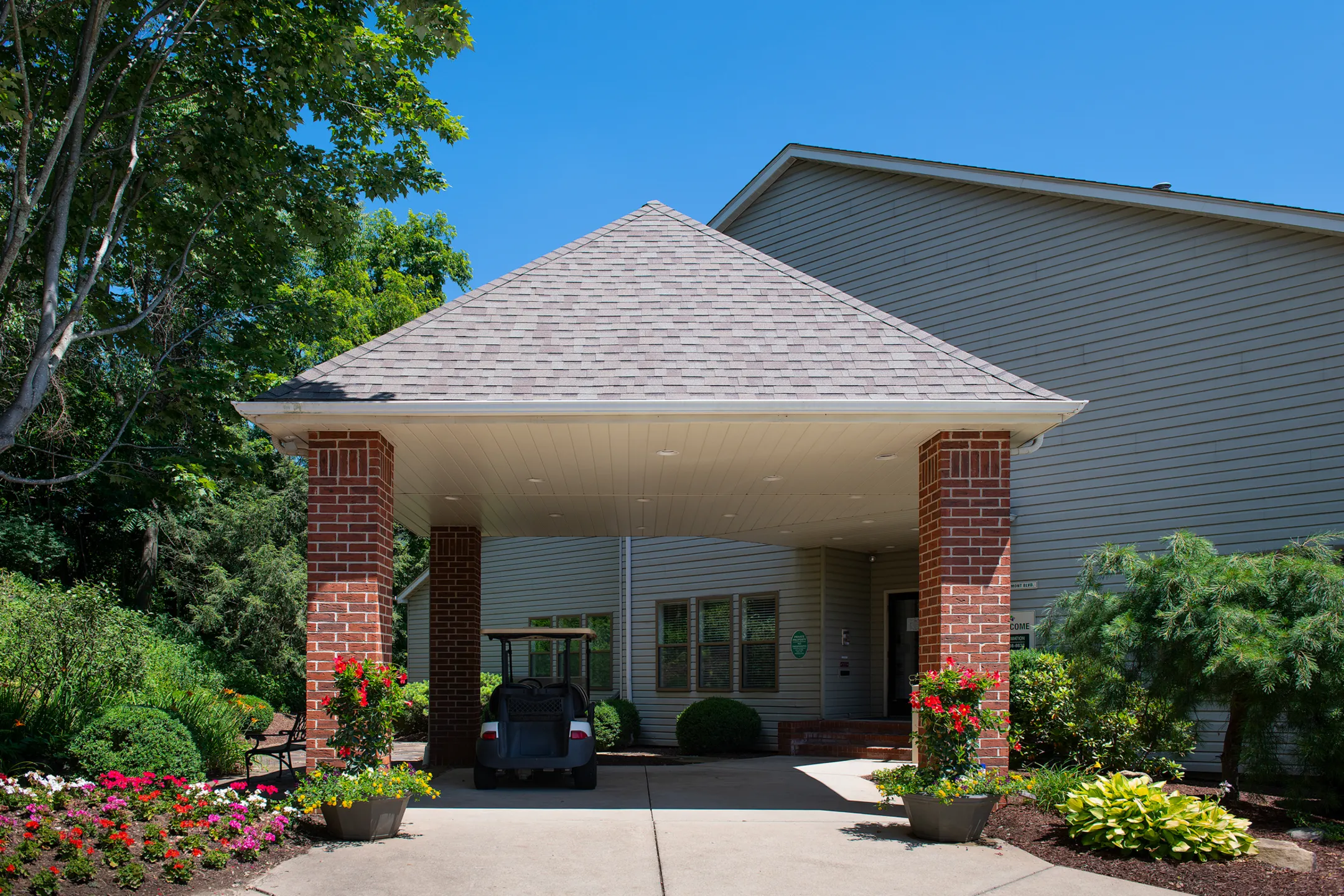 Monroeville Apartments 3848B William Penn Hwy Monroeville, PA Apartments for Rent Rent.