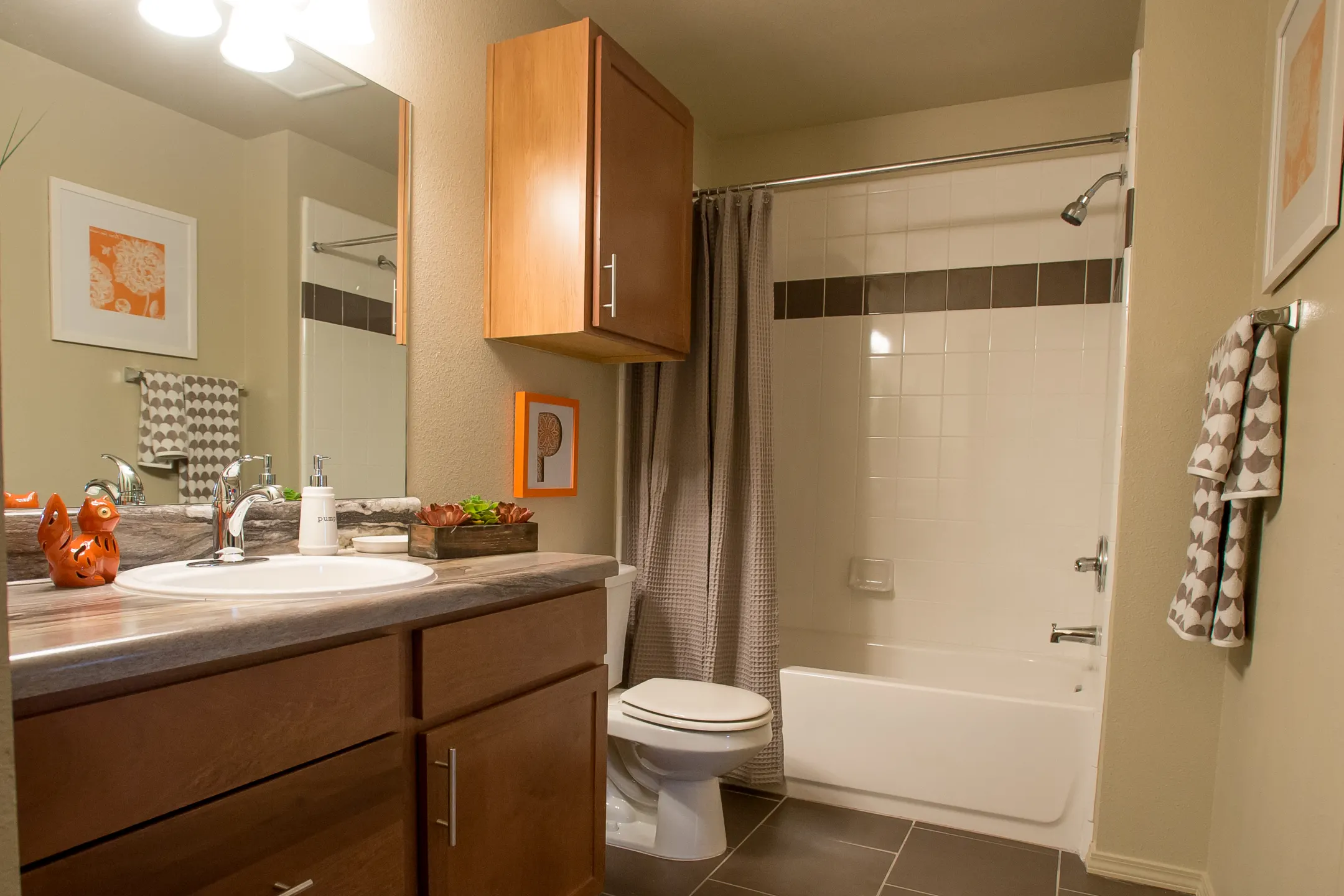 Bathroom - Portofino Apartments - Wichita, KS