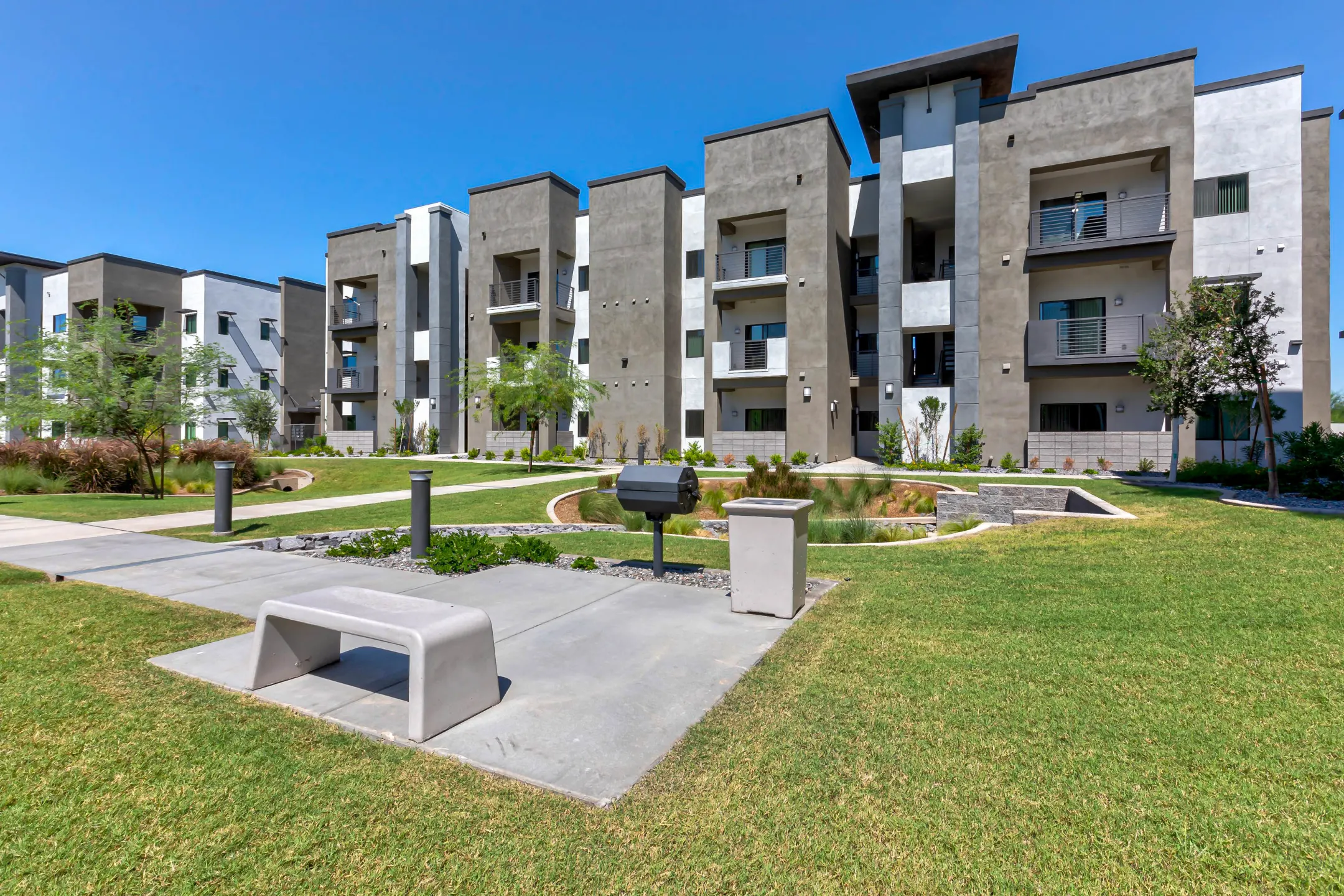 Avari Apartments Avondale, AZ 85323