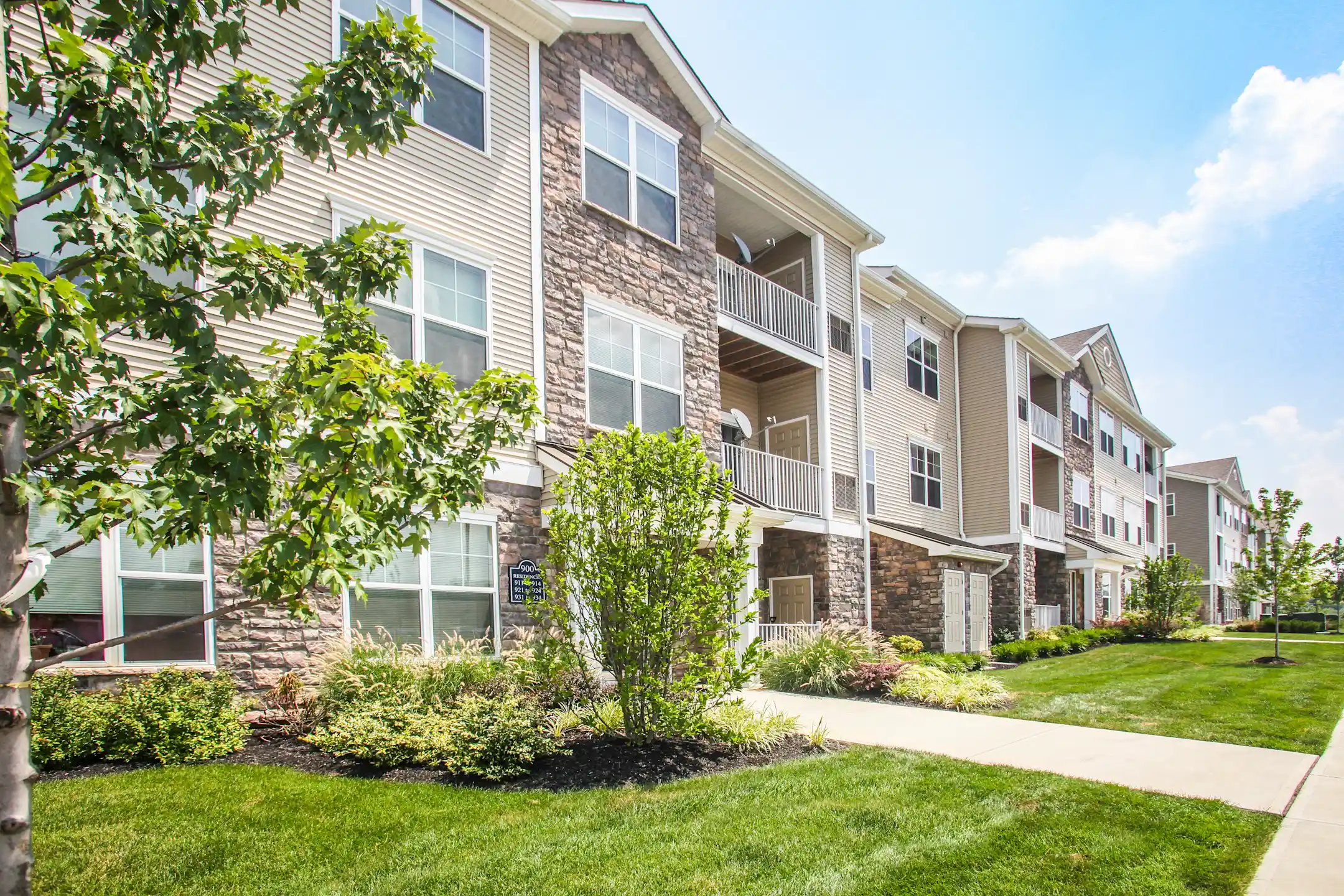 Woodmont Place at Palmer 100 Woodmont Circle Easton, PA Apartments