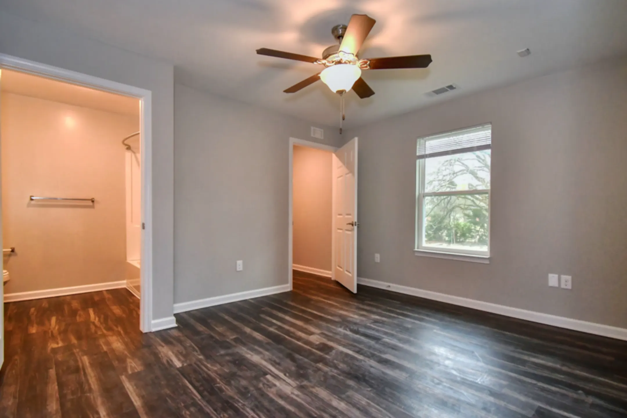 La Grange Springs Apartments La Grange, TX 78945