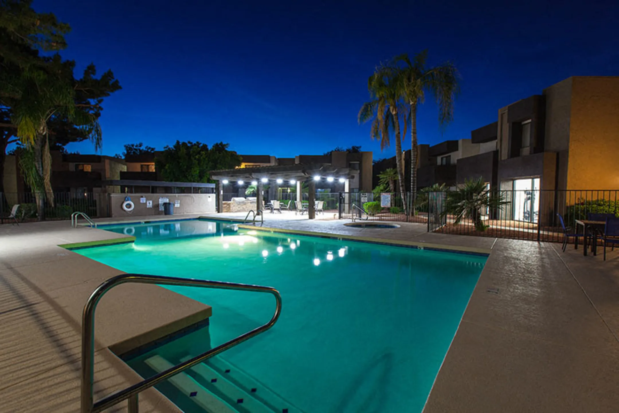 La Costa Apartment Homes at Dobson Ranch 1820 West Lindner Avenue Mesa, AZ Apartments for