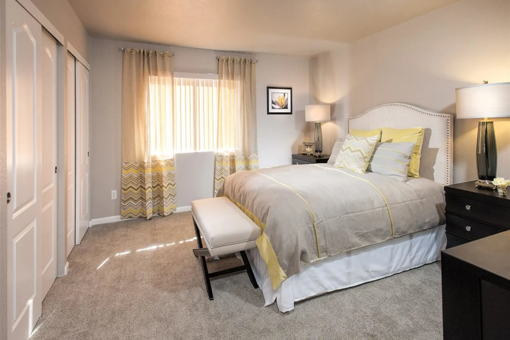 Bedroom - Deer Valley Apartments - Roseville, CA
