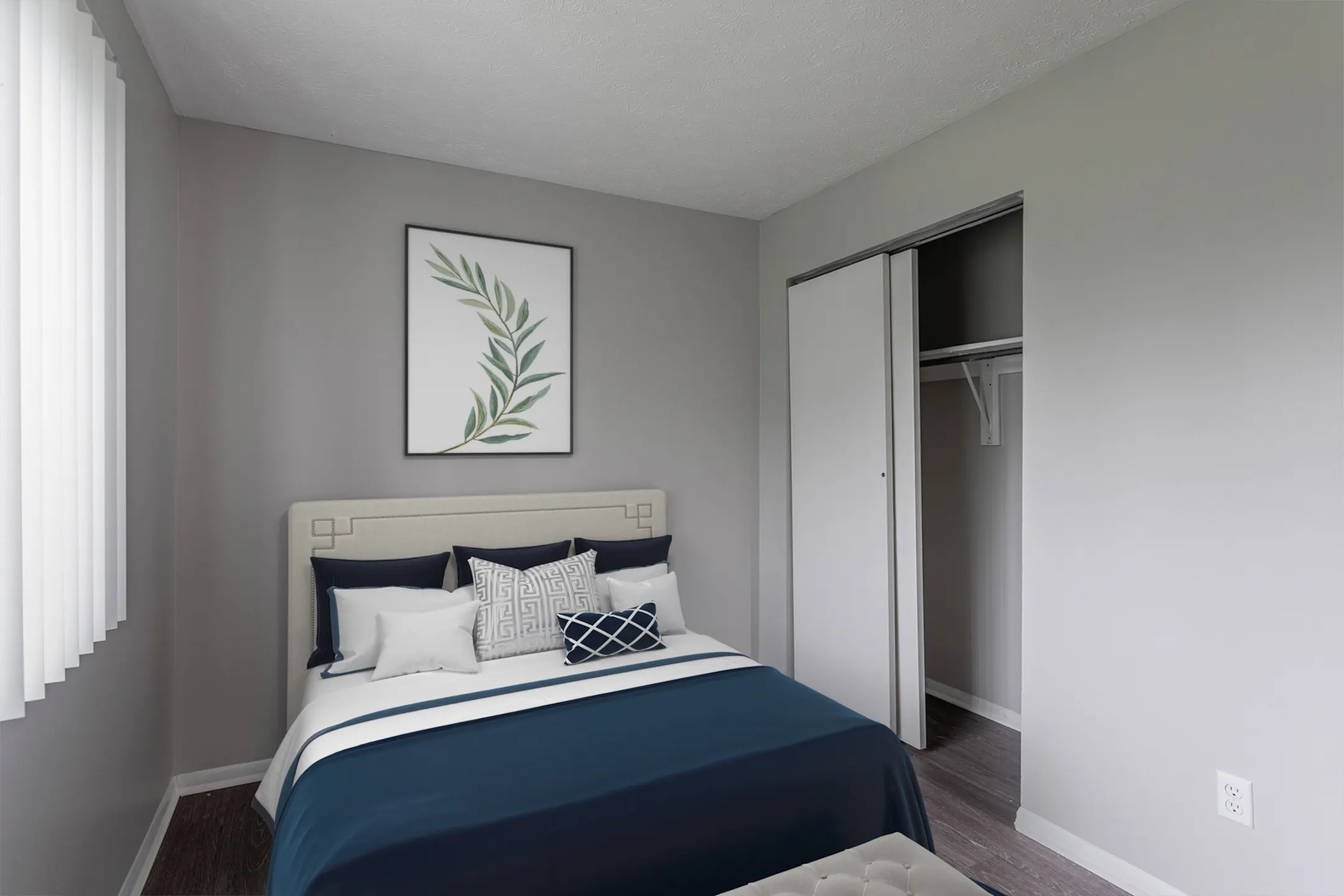 Bedroom - Villa Hills Apartments - Cincinnati, OH