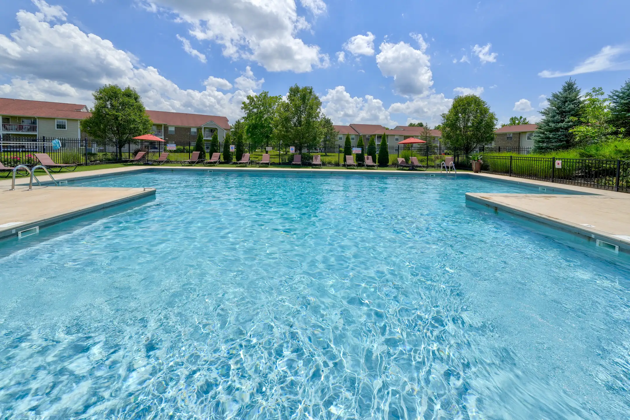 Sunlake Apartment Homes Apartments Fishers, IN 46038