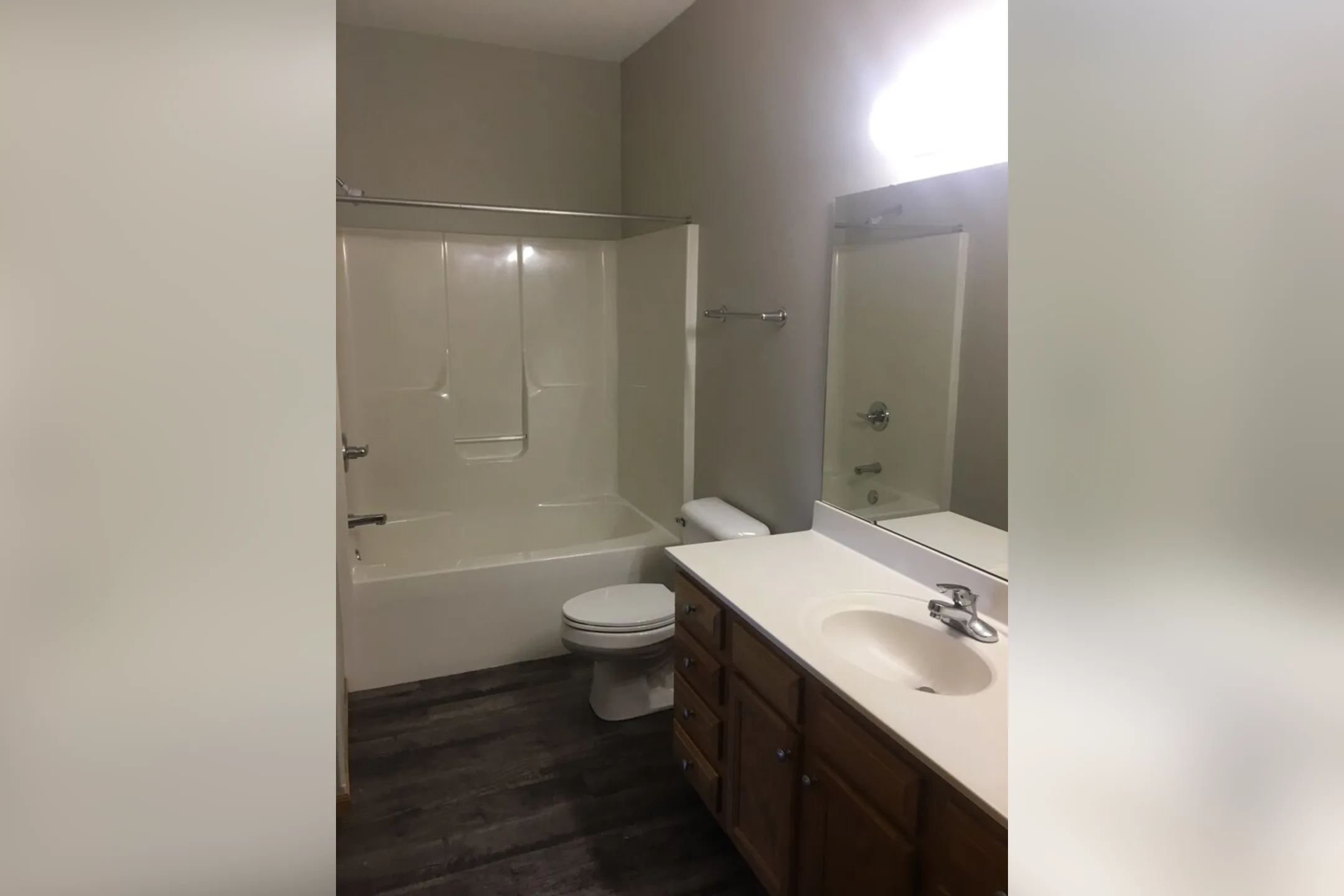 Bathroom - Mayberry Loft Apartments - Sylvania, OH