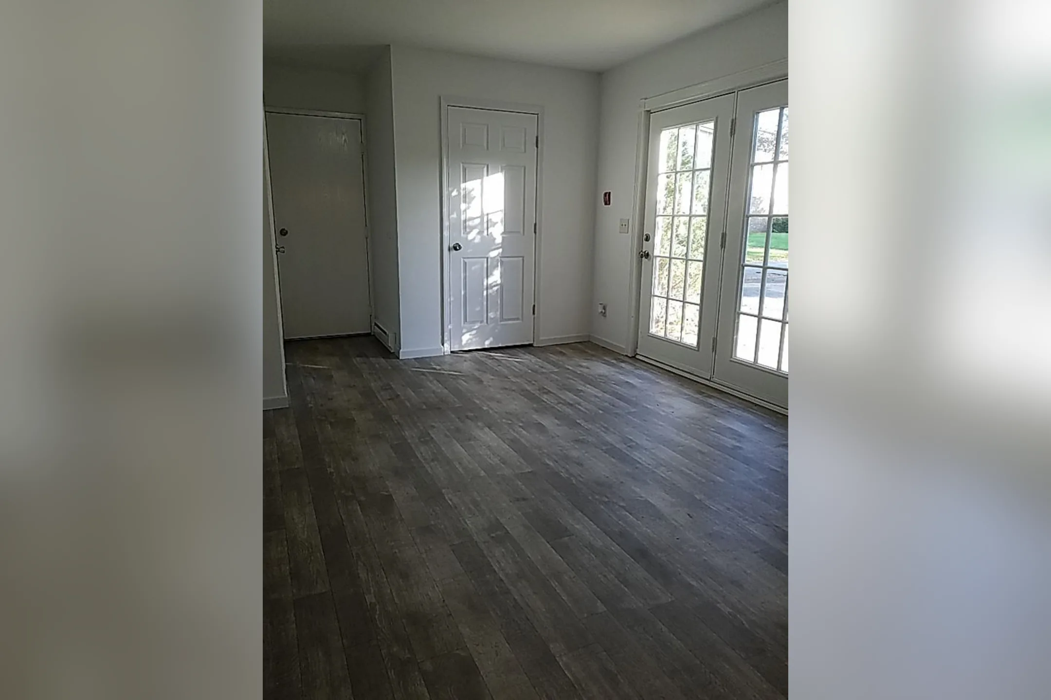 Sussex Apartments 6713 Champeny Court Sussex, WI Apartments for