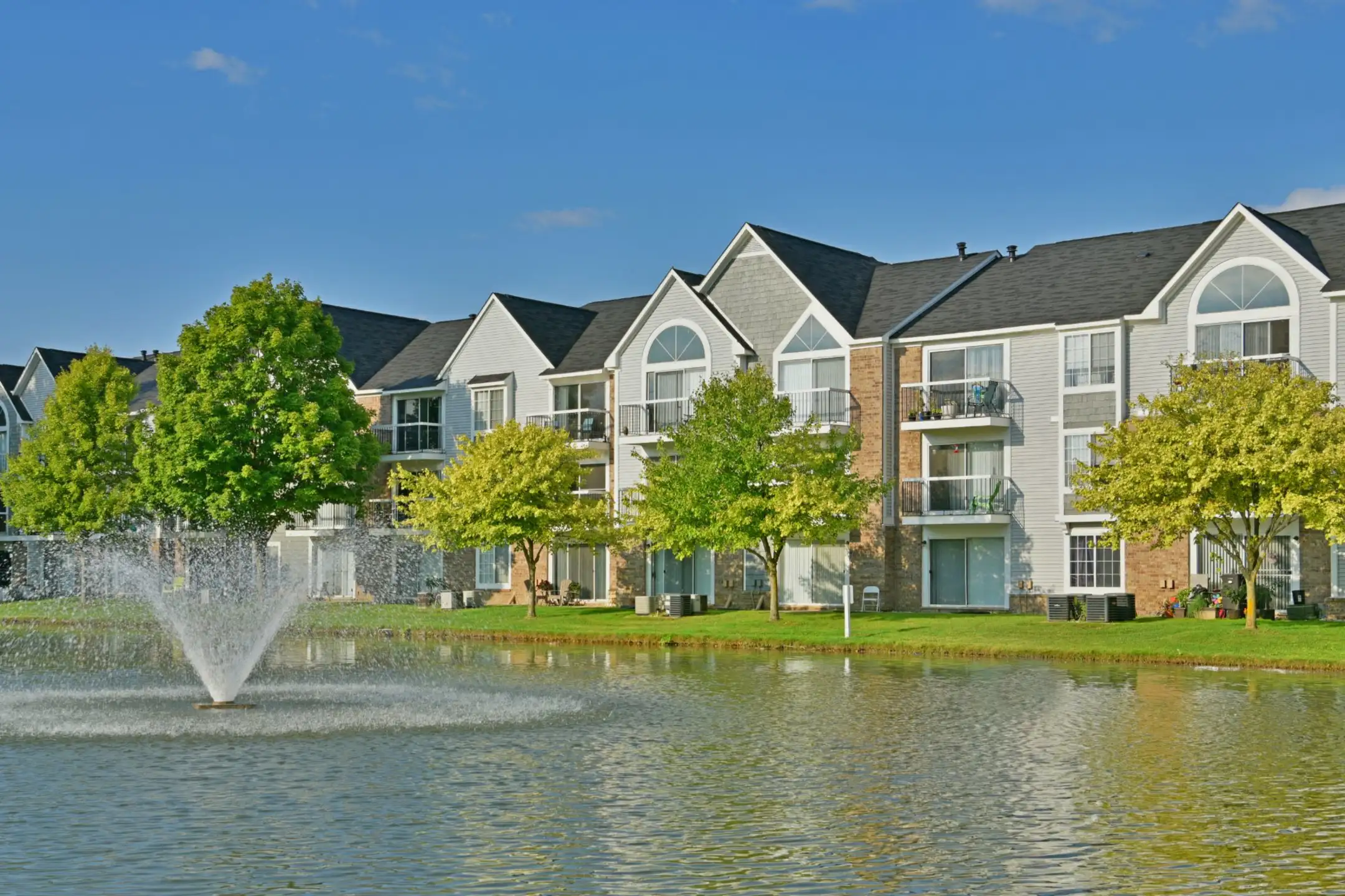 Hillside Apartments Apartments Wixom, MI 48393