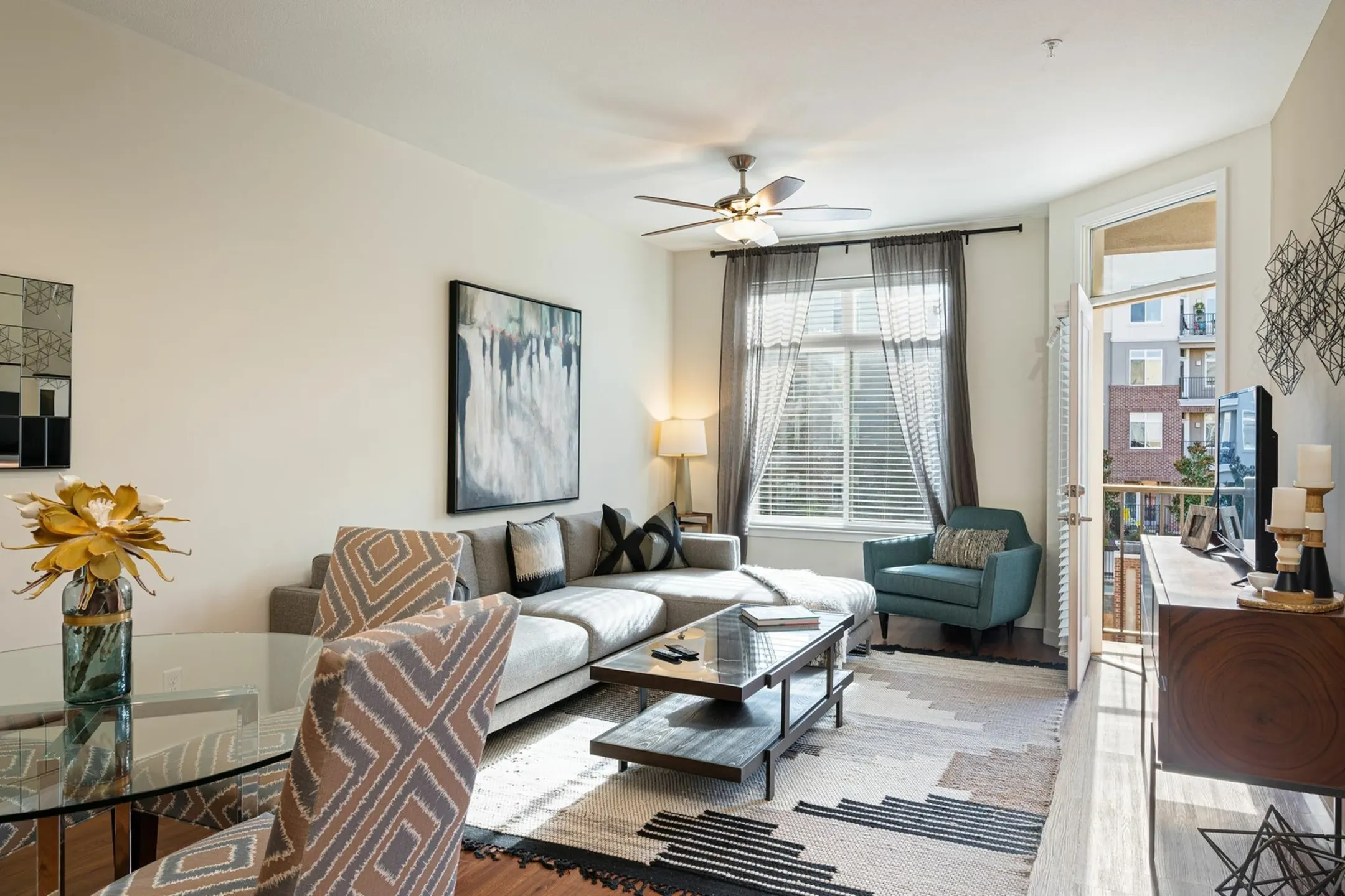 The Domain at City Center Apartments - Lenexa, KS 66219