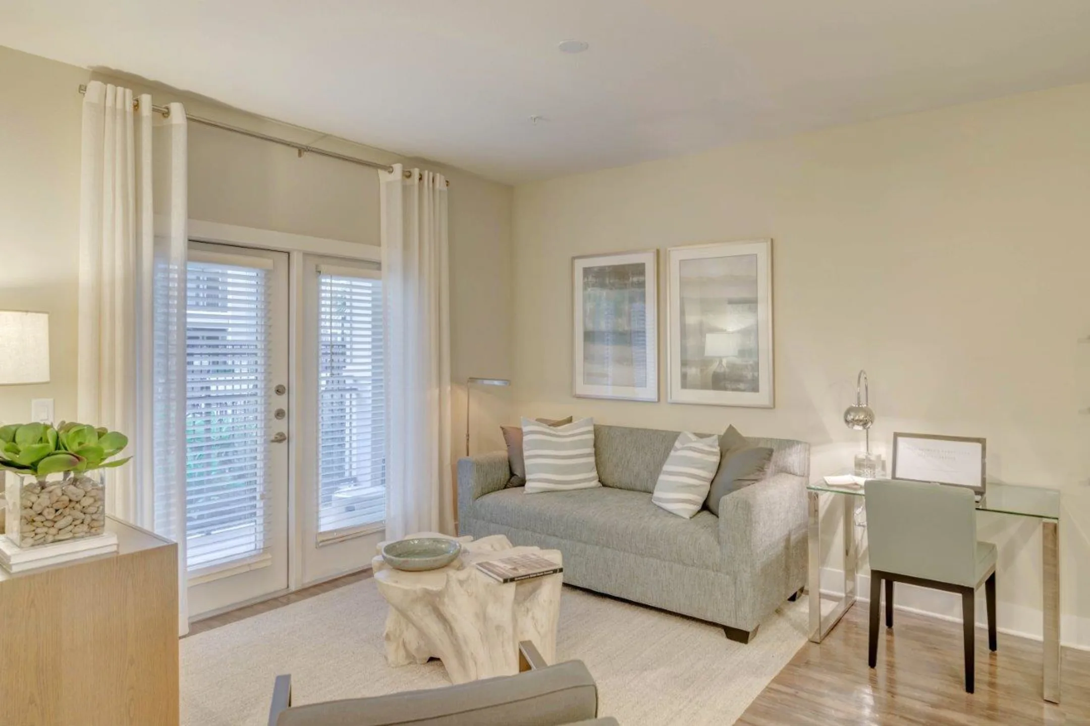 Living Room - Harper's Retreat - Conroe, TX