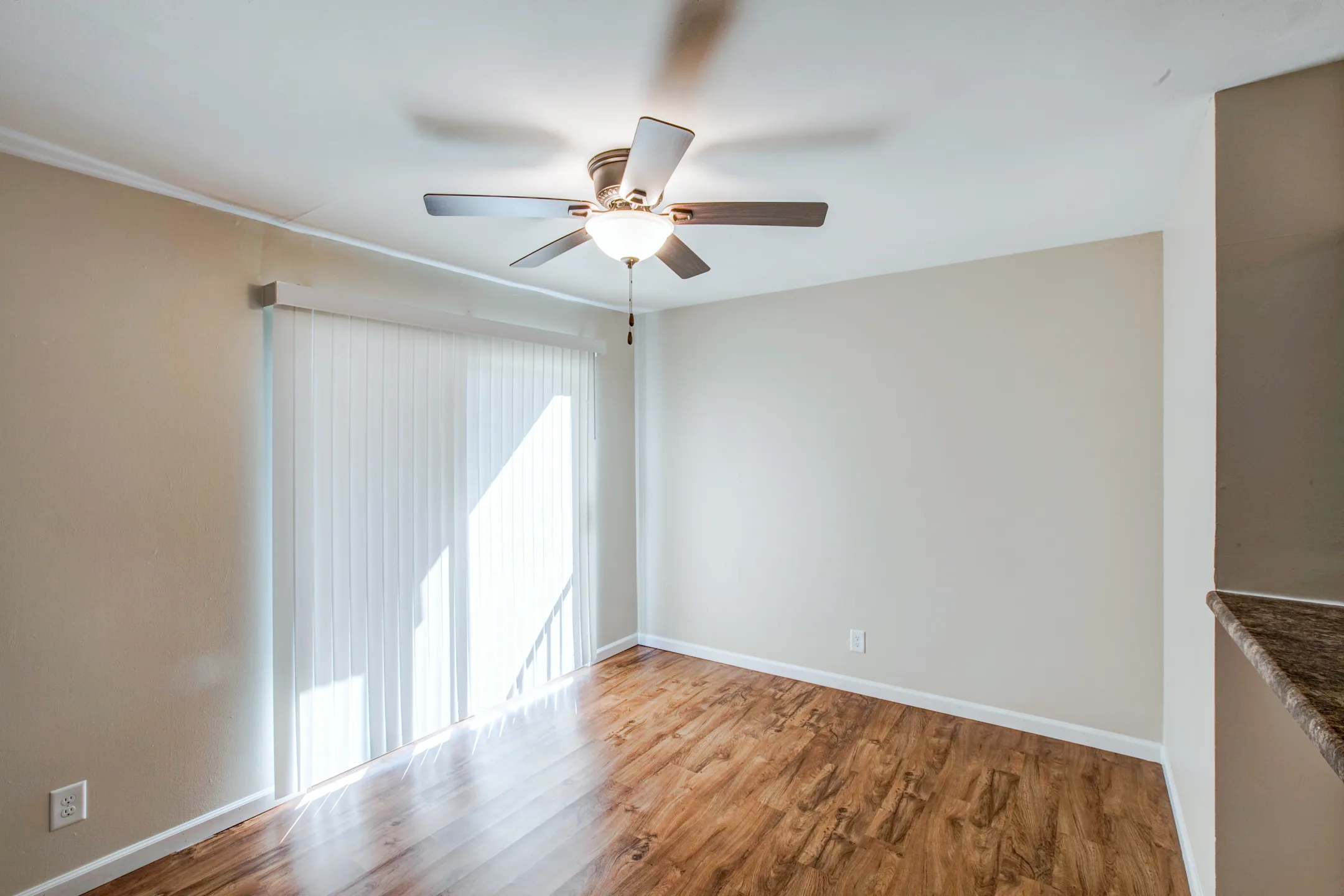 Ravine Woods Apartments Apartments Morris, IL 60450