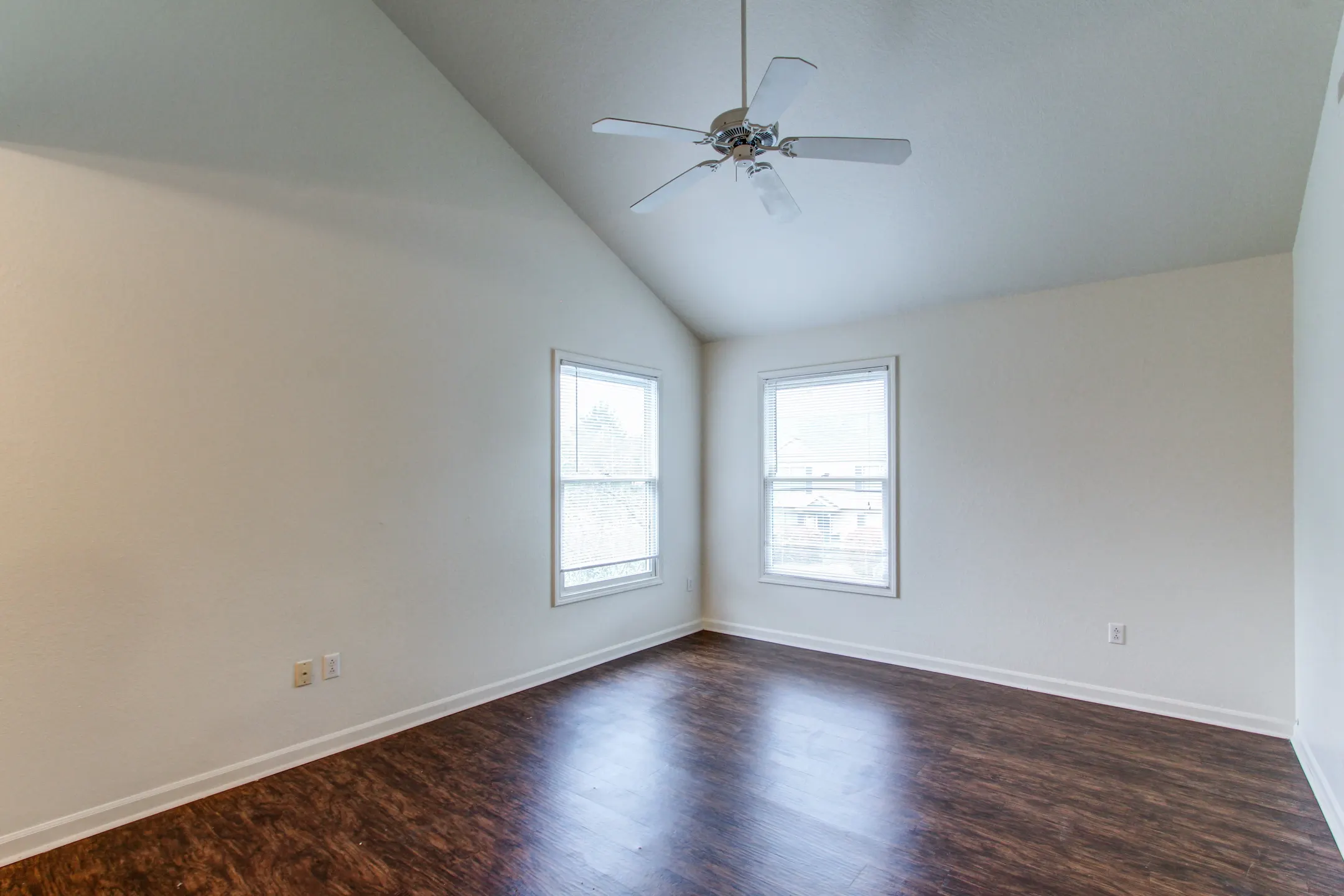 Crosscreeks Apartments and Townhomes 7458 Crosscreek Dr Temperance