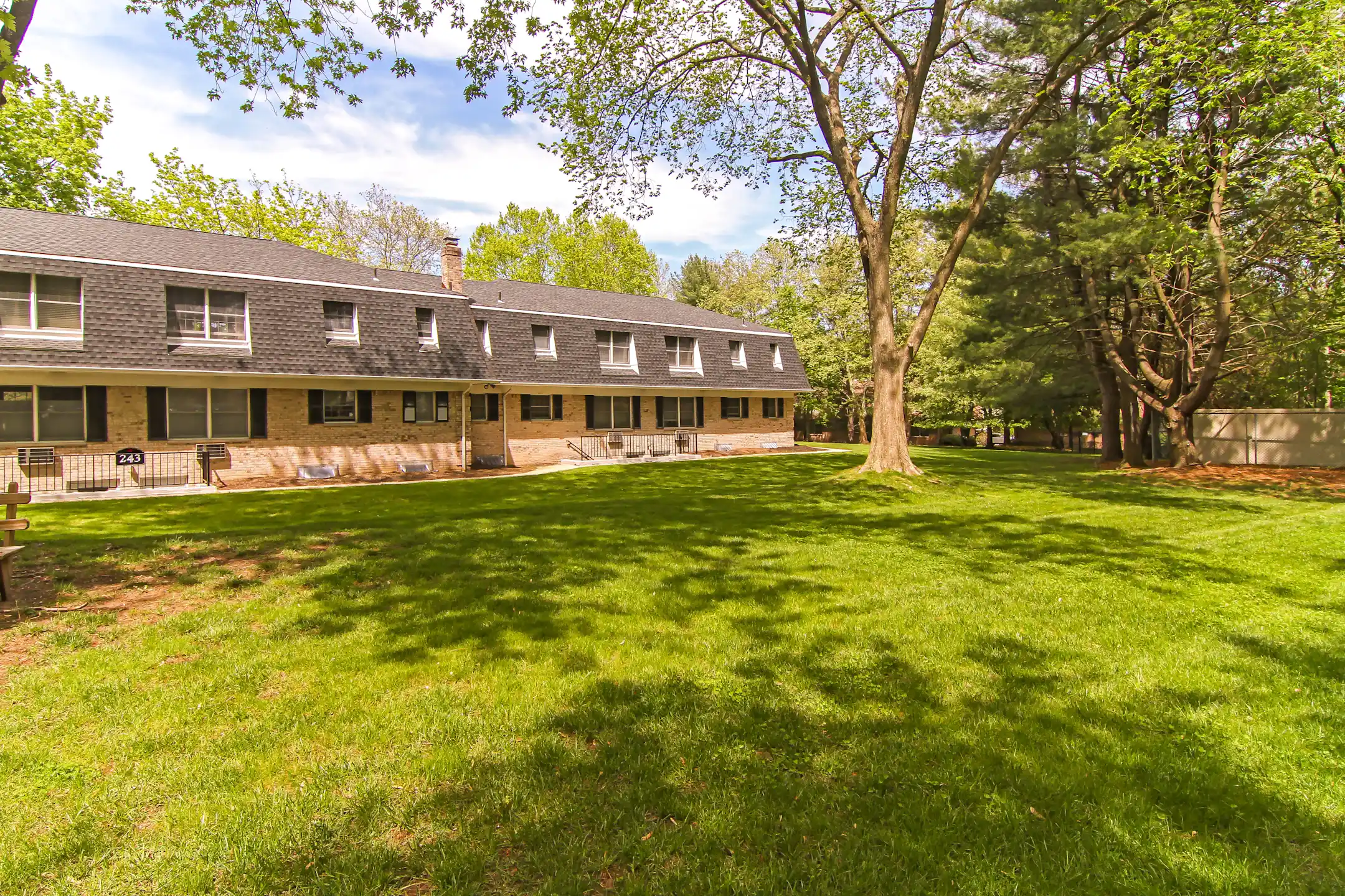 Village On The Green (Rivervale) Apartments Rivervale, NJ 07675